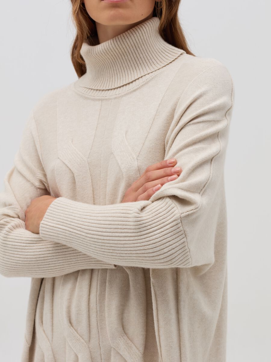 Cable-knit dress with high neck_3