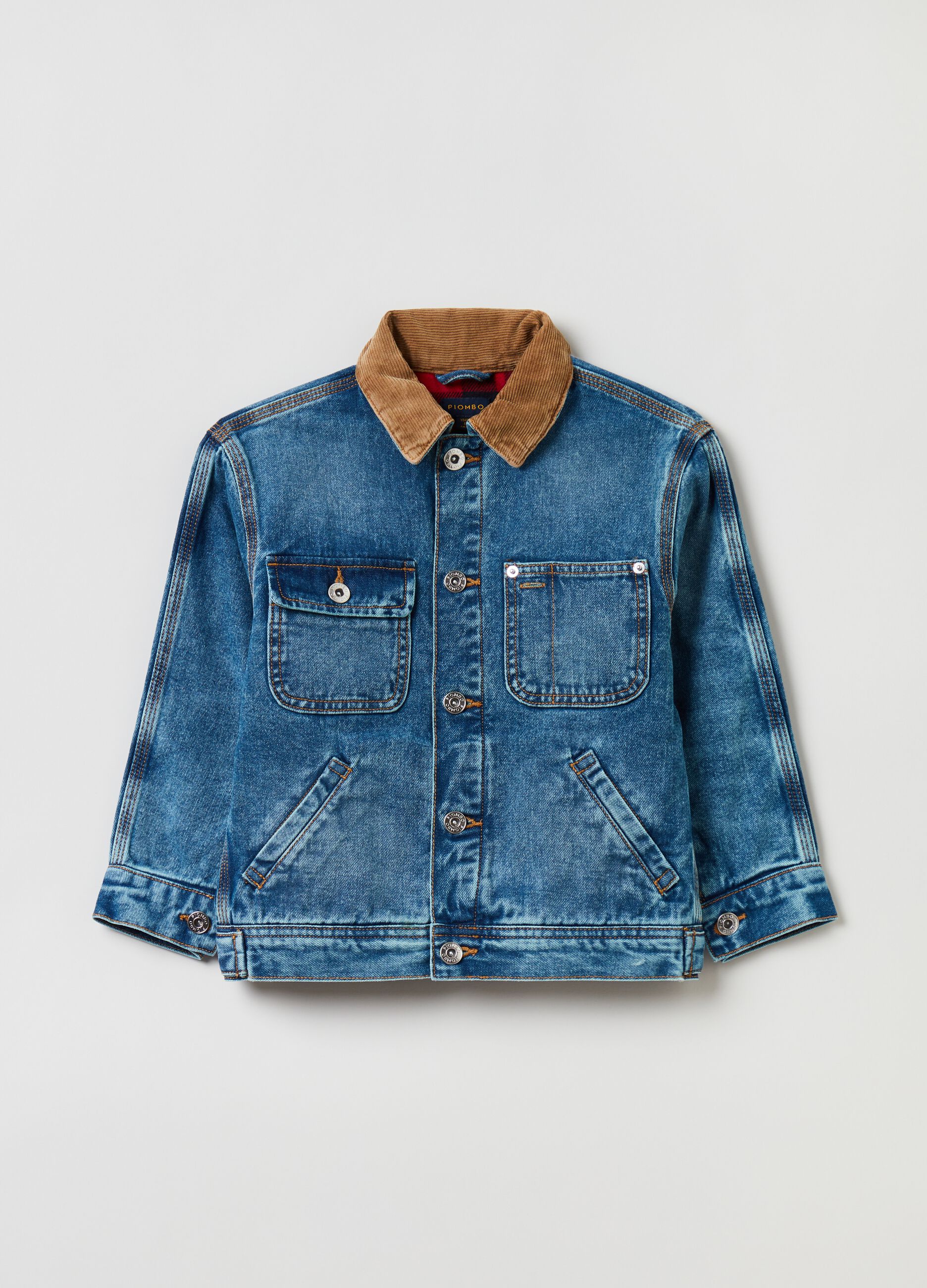 Denim jacket with pockets