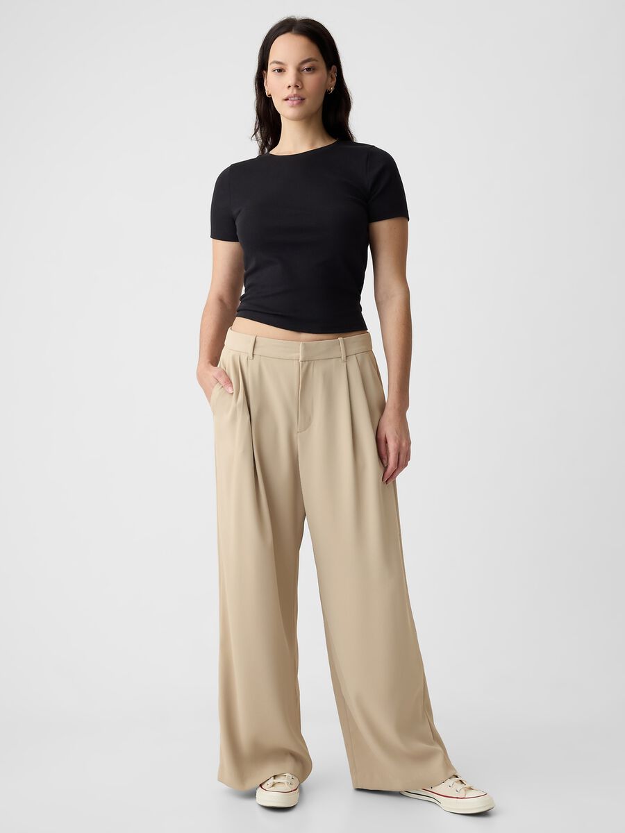 Wide-leg trousers with high waist and darts_3