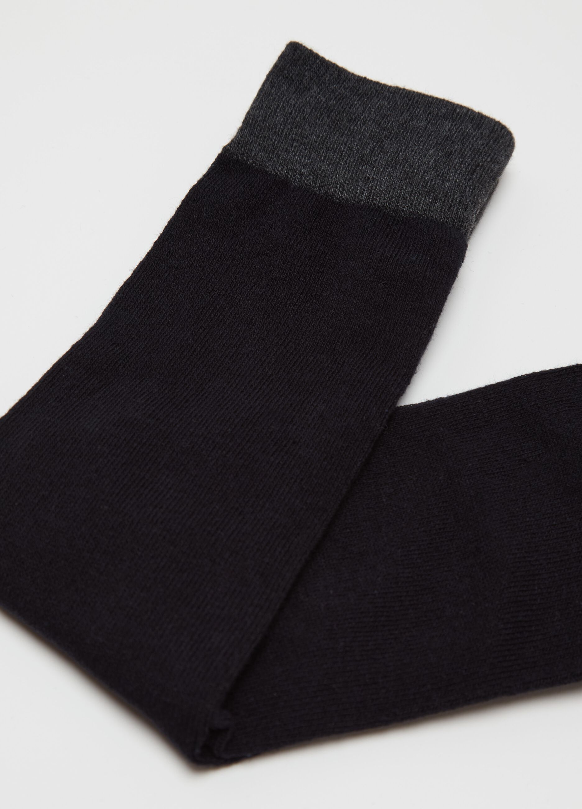 Three-pair pack short socks with contrasting details