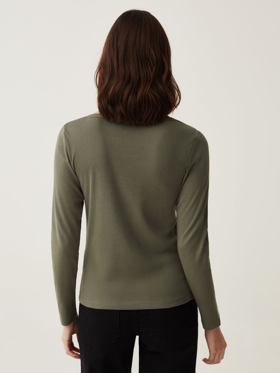 Long-sleeved T-shirt with square neck_2