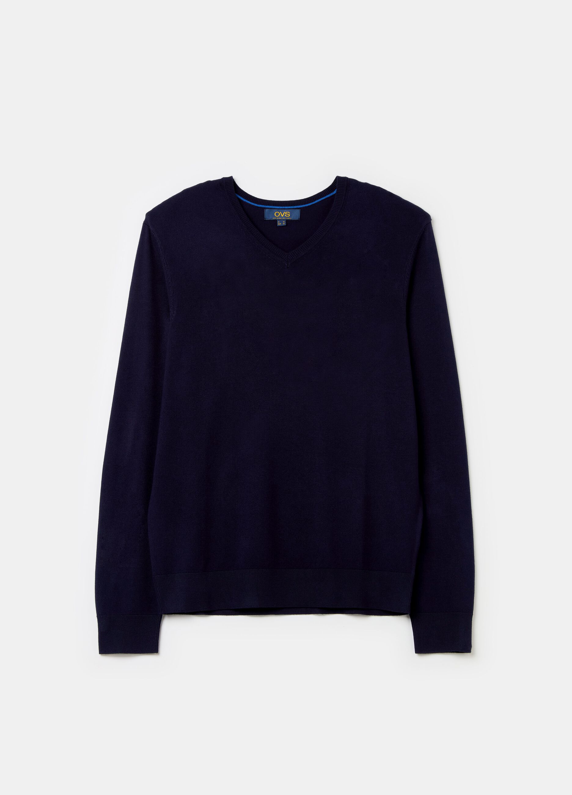 V-neck pullover