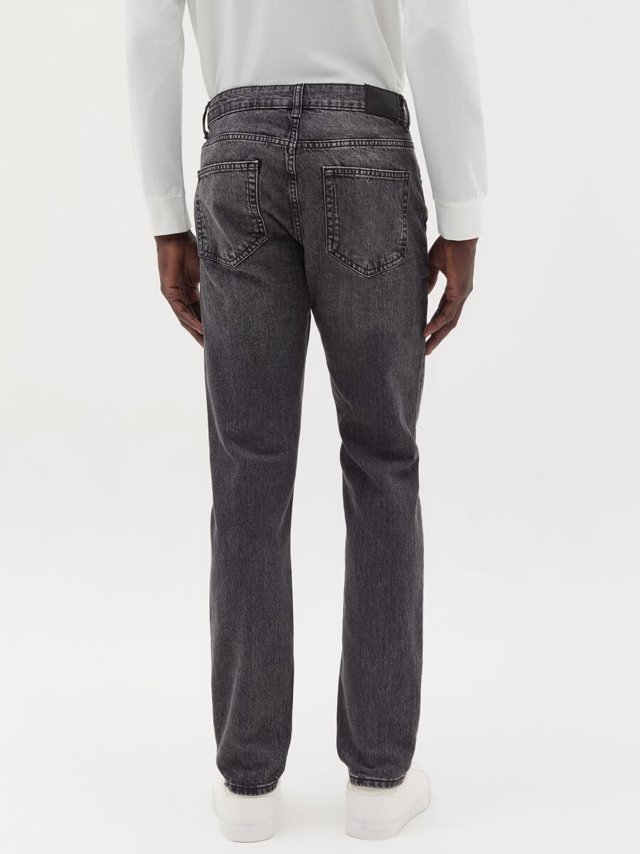 Slim-fit acid-wash jeans with fading_2