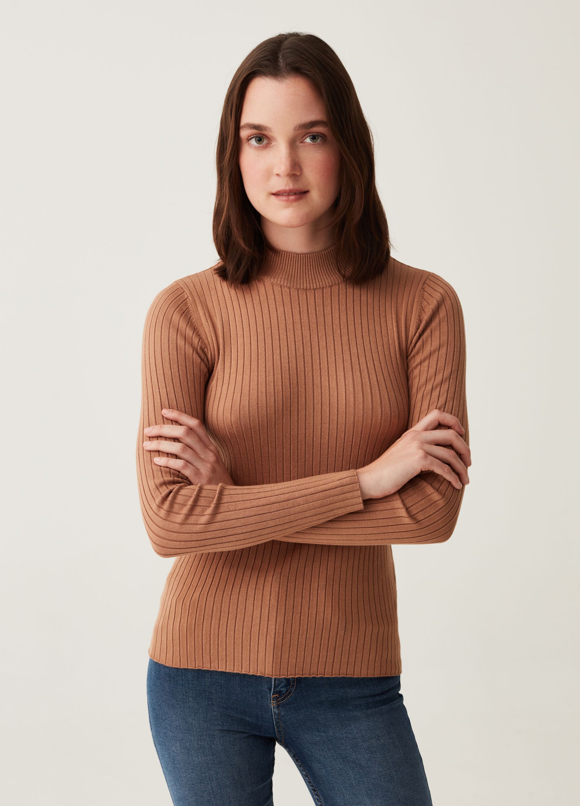 Mock neck pullover with flat ribbing