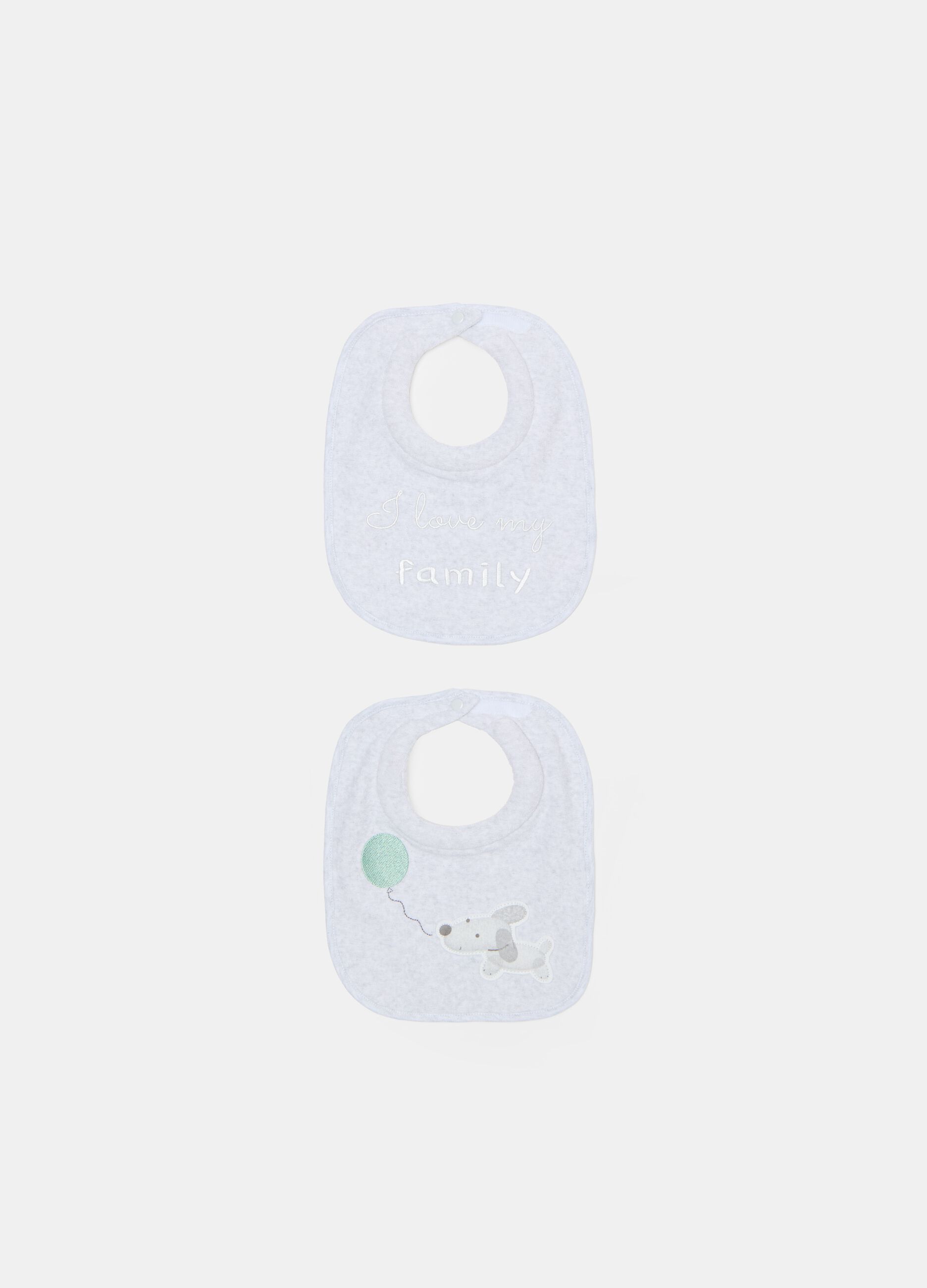 Two-pack bibs in terry with embroidery