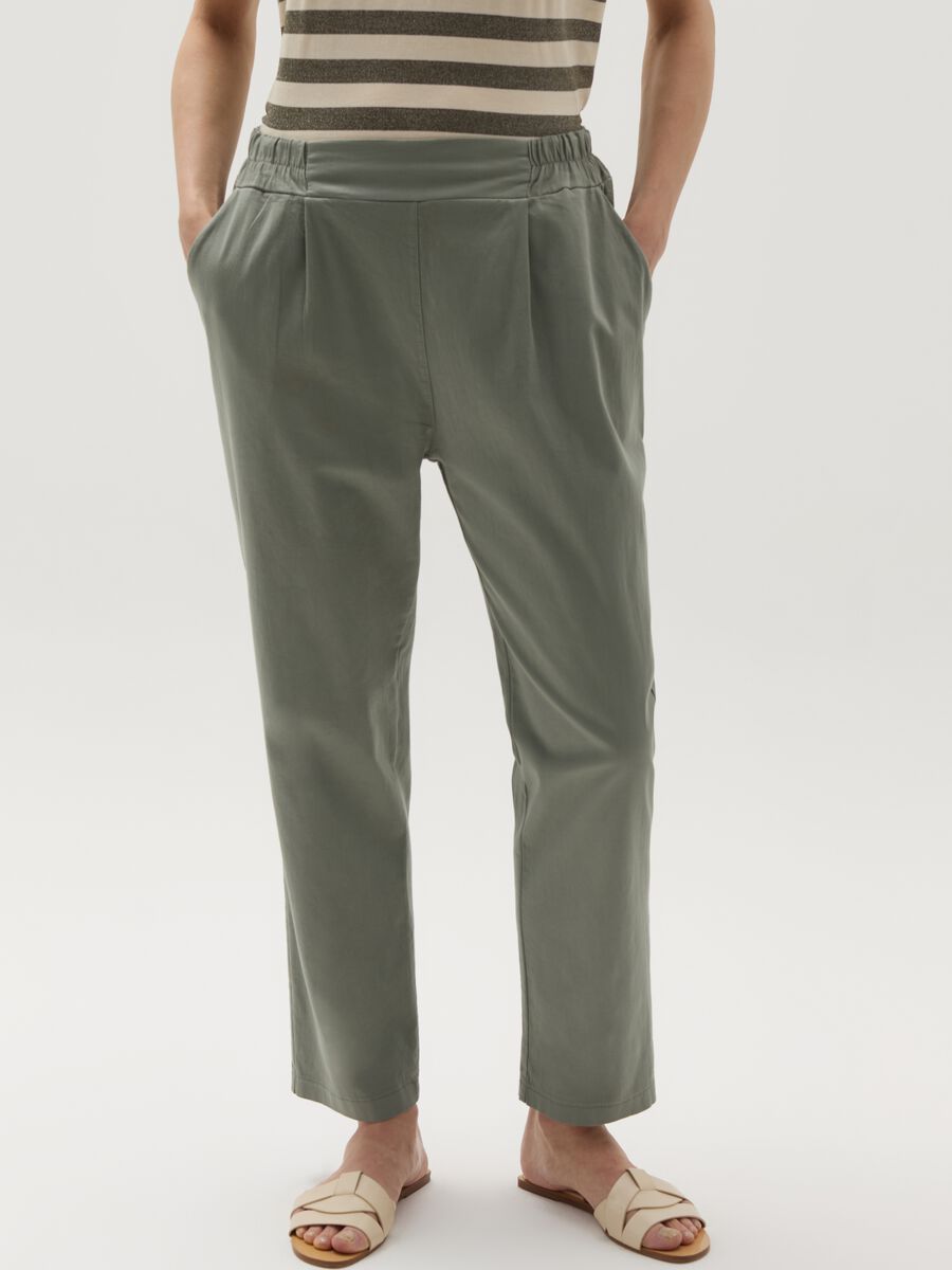 Cigarette trousers with darts_1