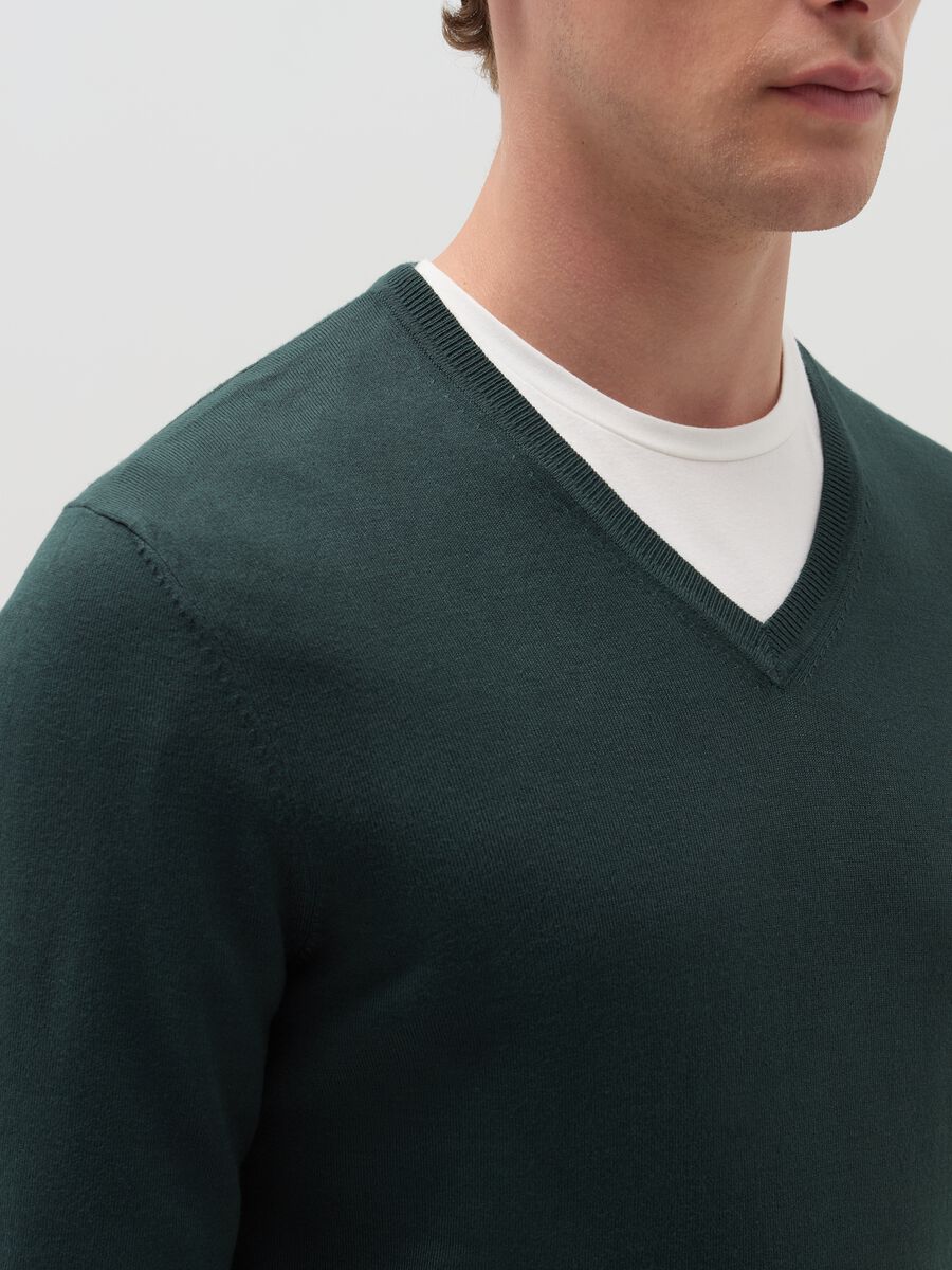 V-neck pullover_3