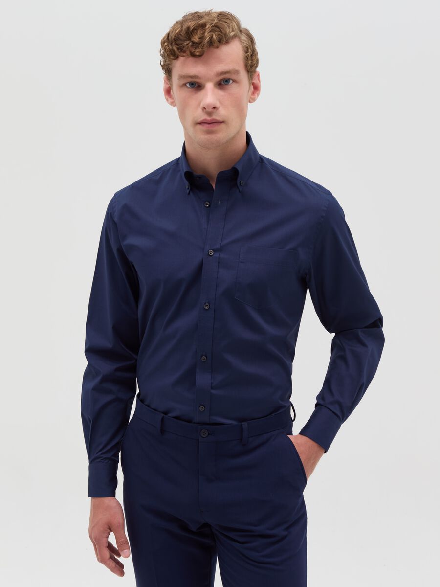 Regular-fit shirt with button-down collar_0