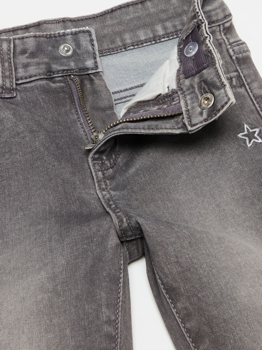 Jeans with five pockets and stars embroidery_2