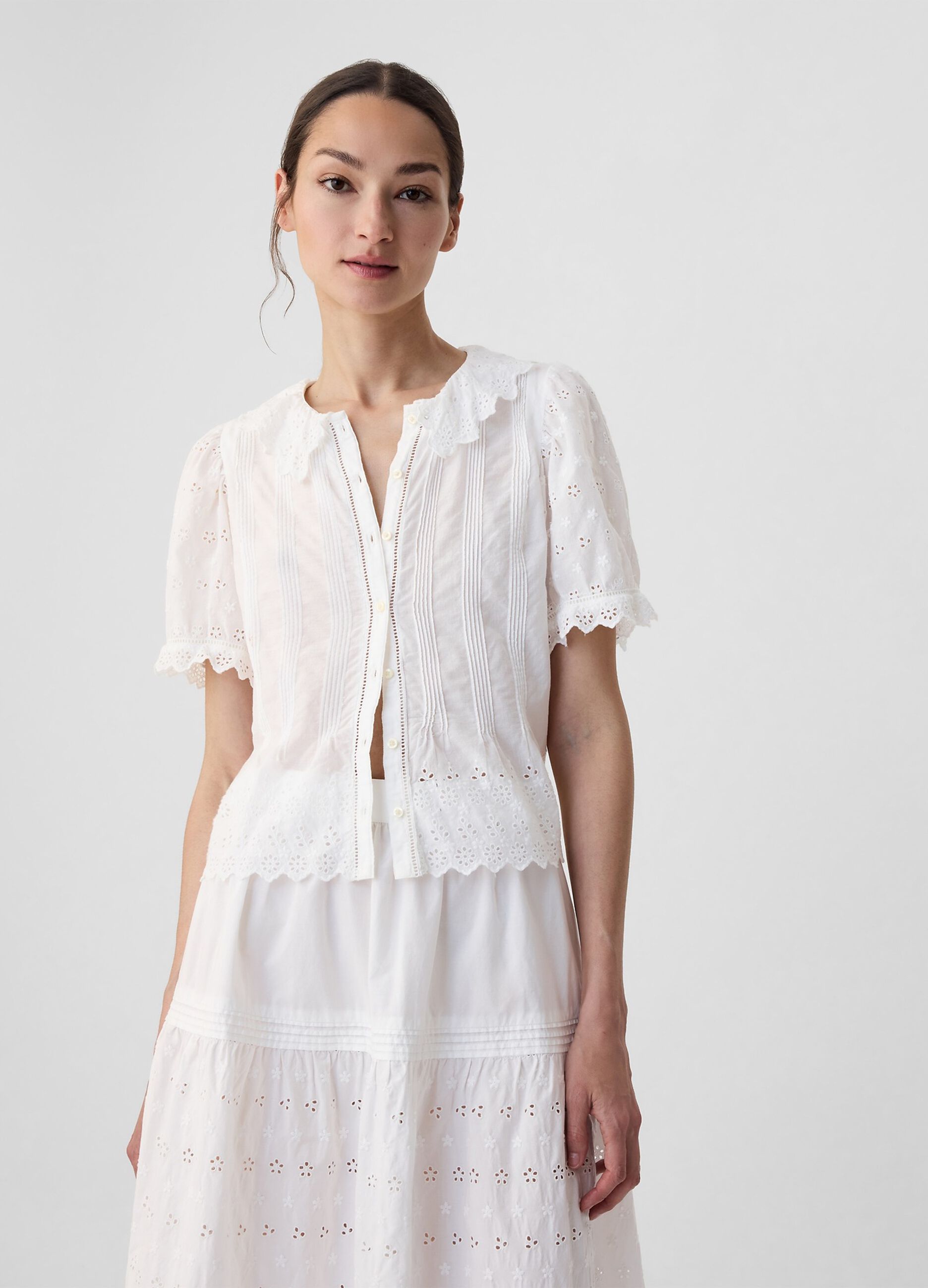 GAP for DÔEN blouse in broderie anglaise