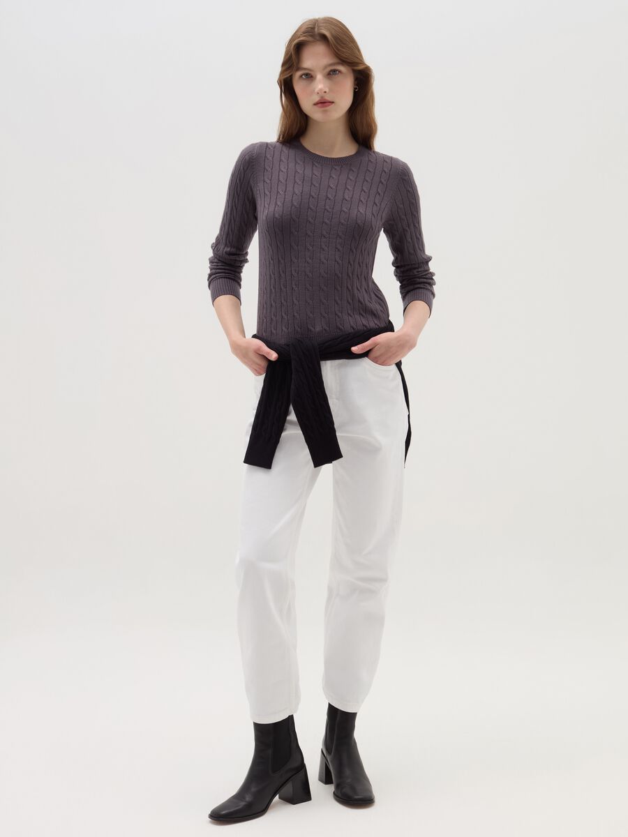 Ribbed pullover with cable-knit design_0