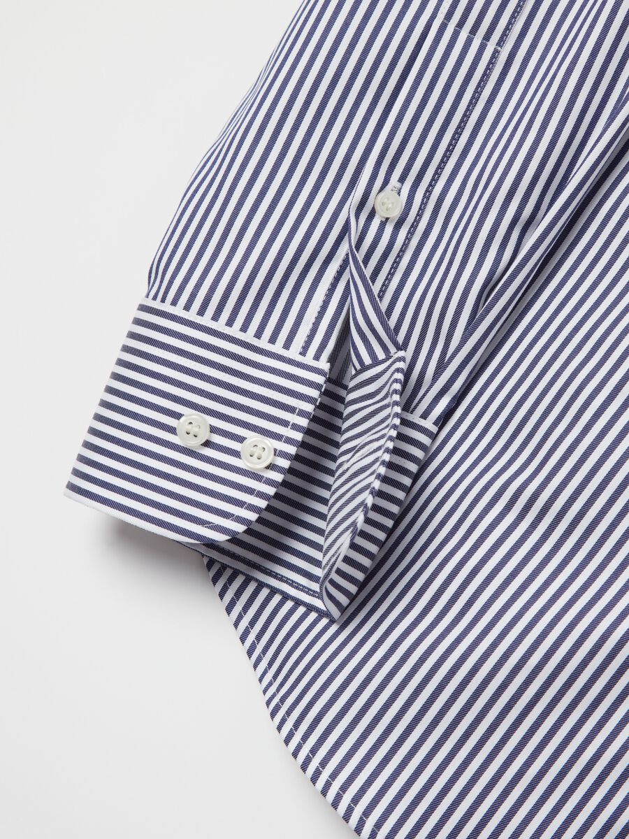 Slim-fit shirt with double-twist stripes_5