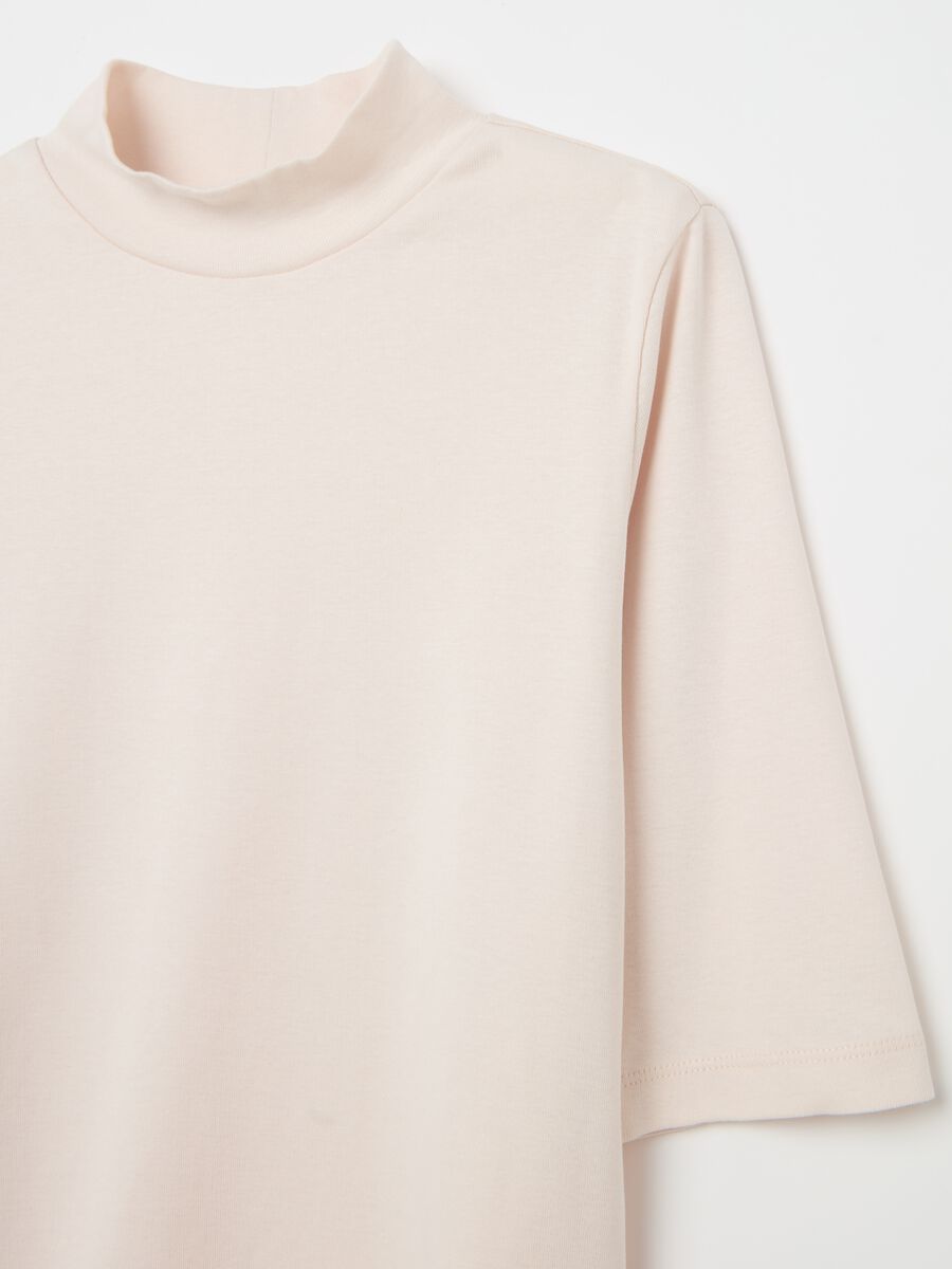 T-shirt with mock neck and elbow-length sleeves_5