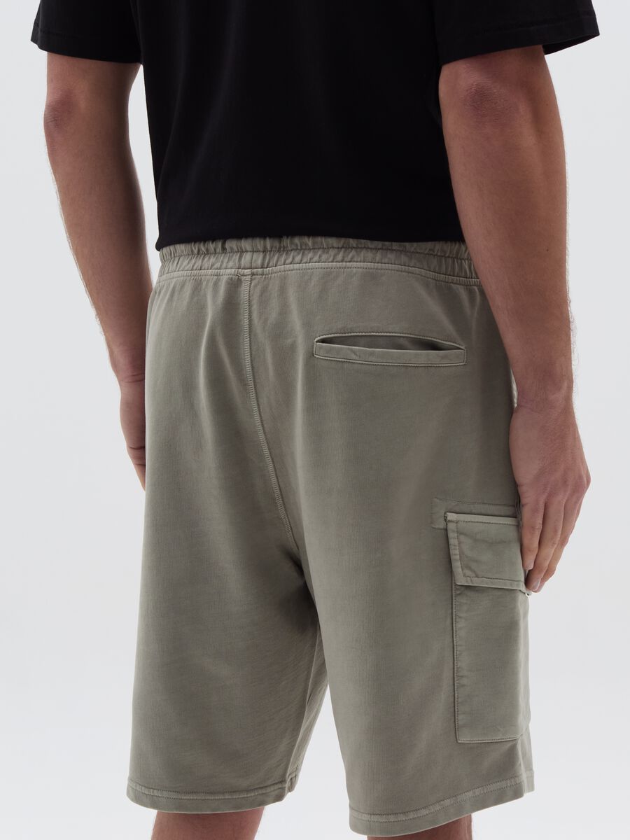 Cargo Bermuda shorts in cotton with drawstring_2