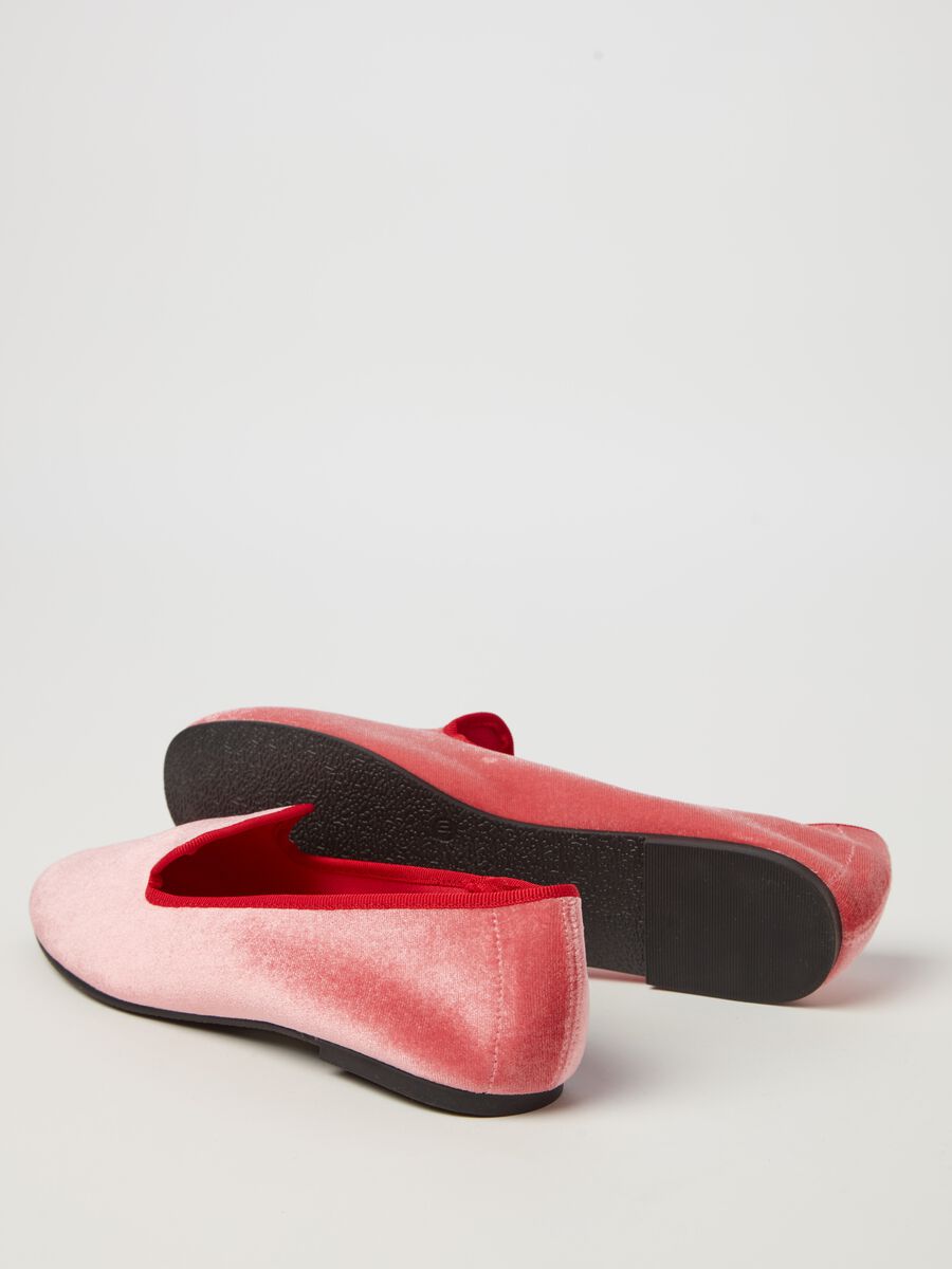 Slipper shoes with contrasting edging_1