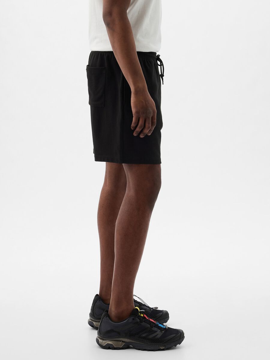 Jogger shorts in fleece with maxi logo print_1