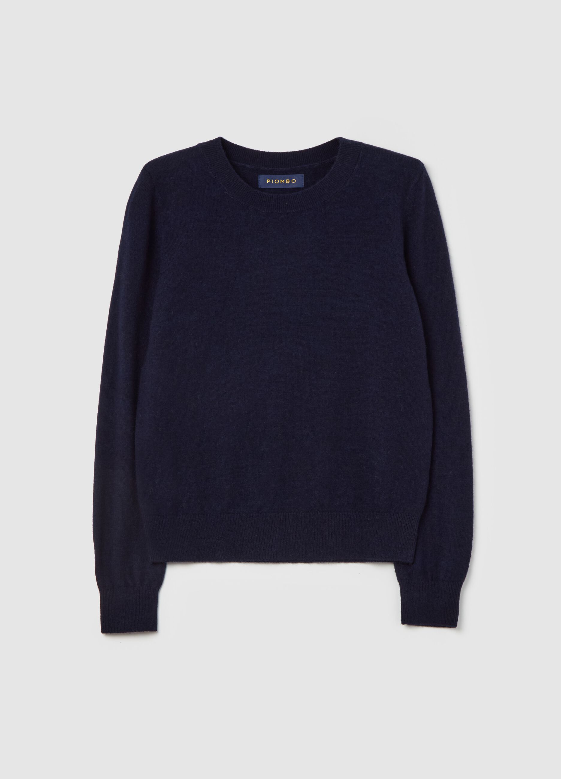 Wool pullover with round neck