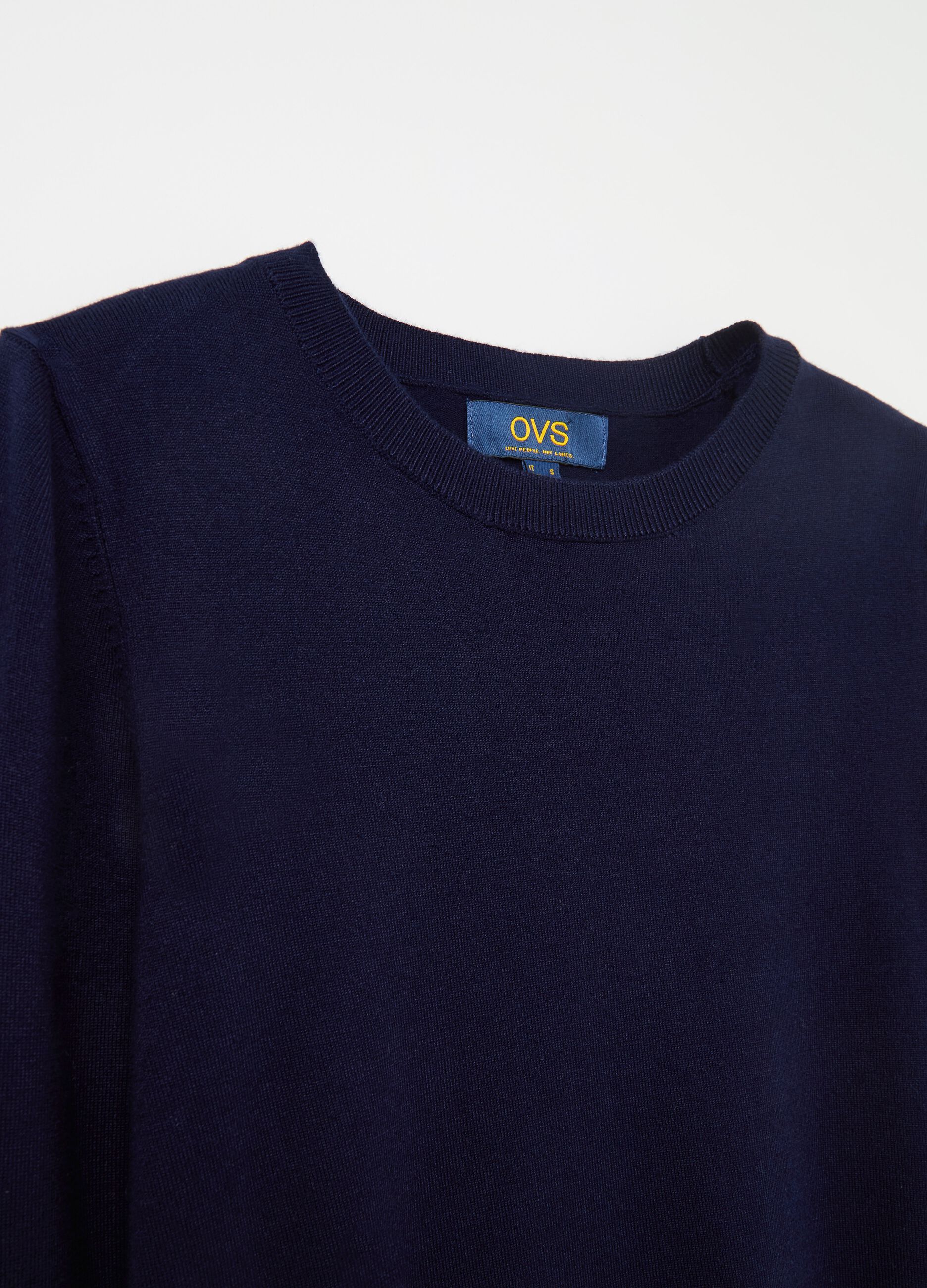 Long-sleeved T-shirt