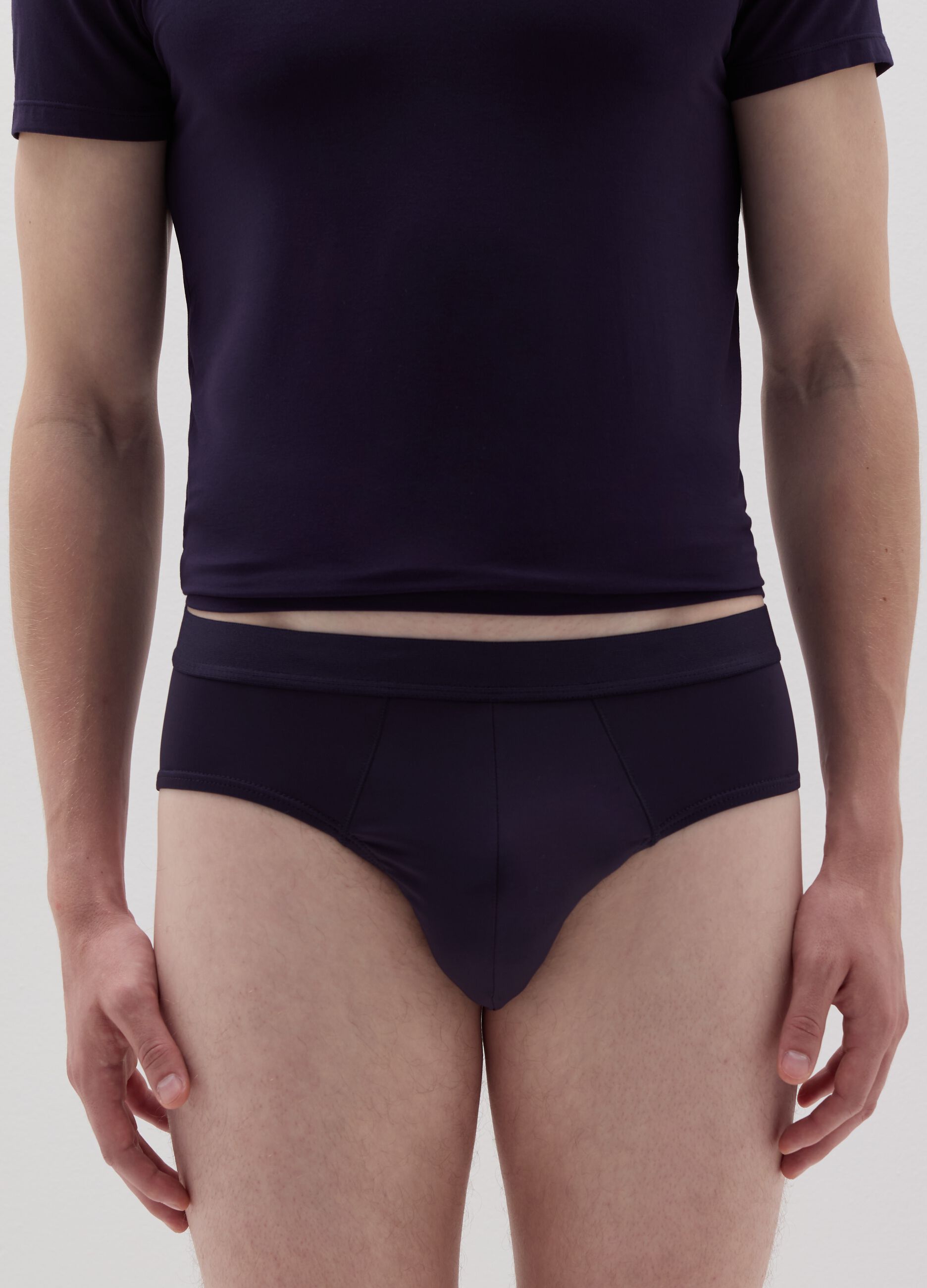 Briefs in stretch microfibre