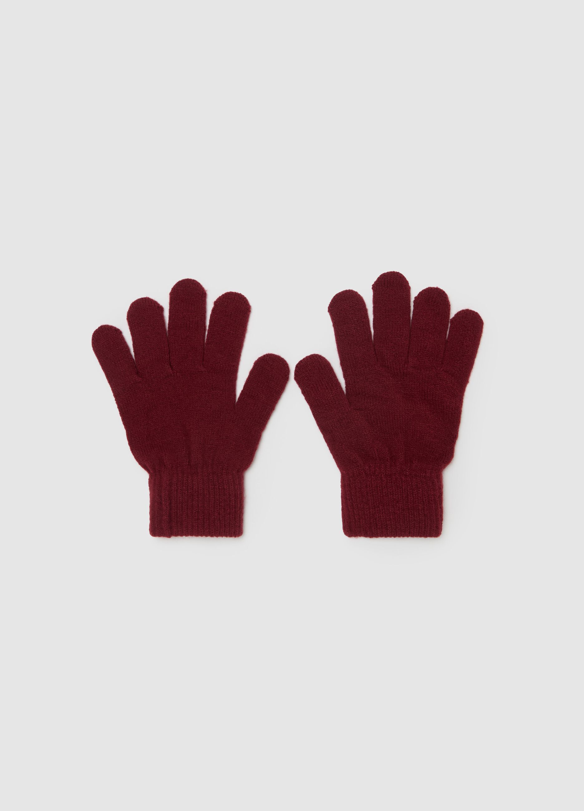 Knitted gloves