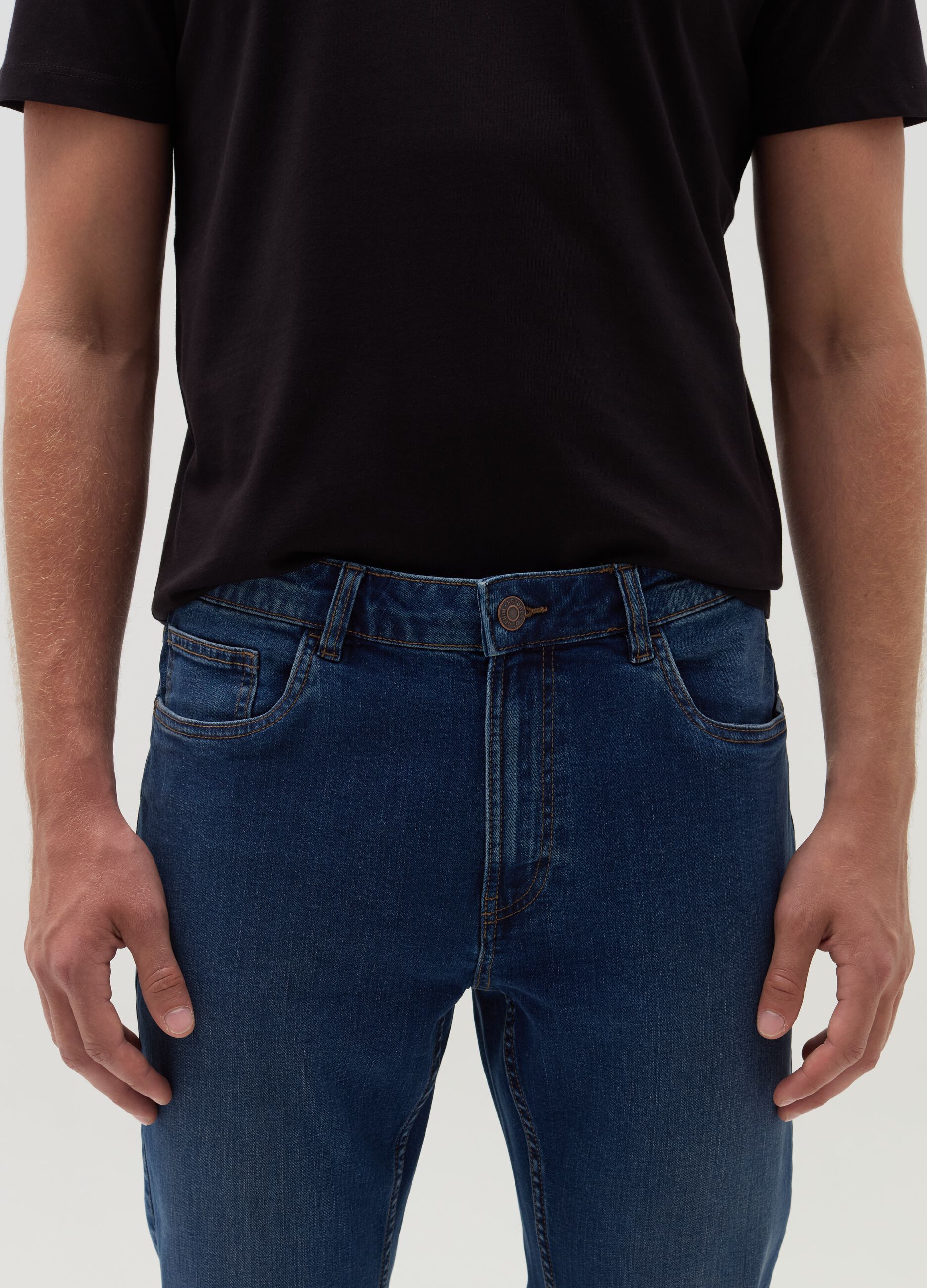 Regular-fit jeans with five pockets