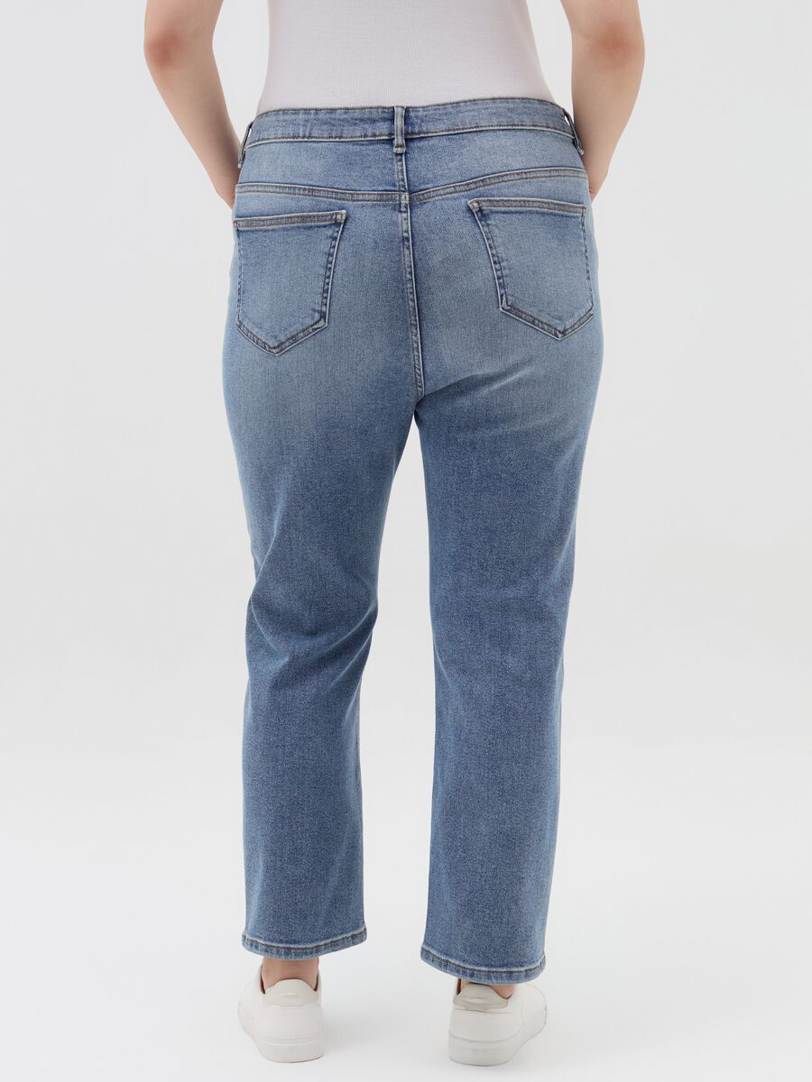 Curvy cropped-fit jeans with diamantés_2