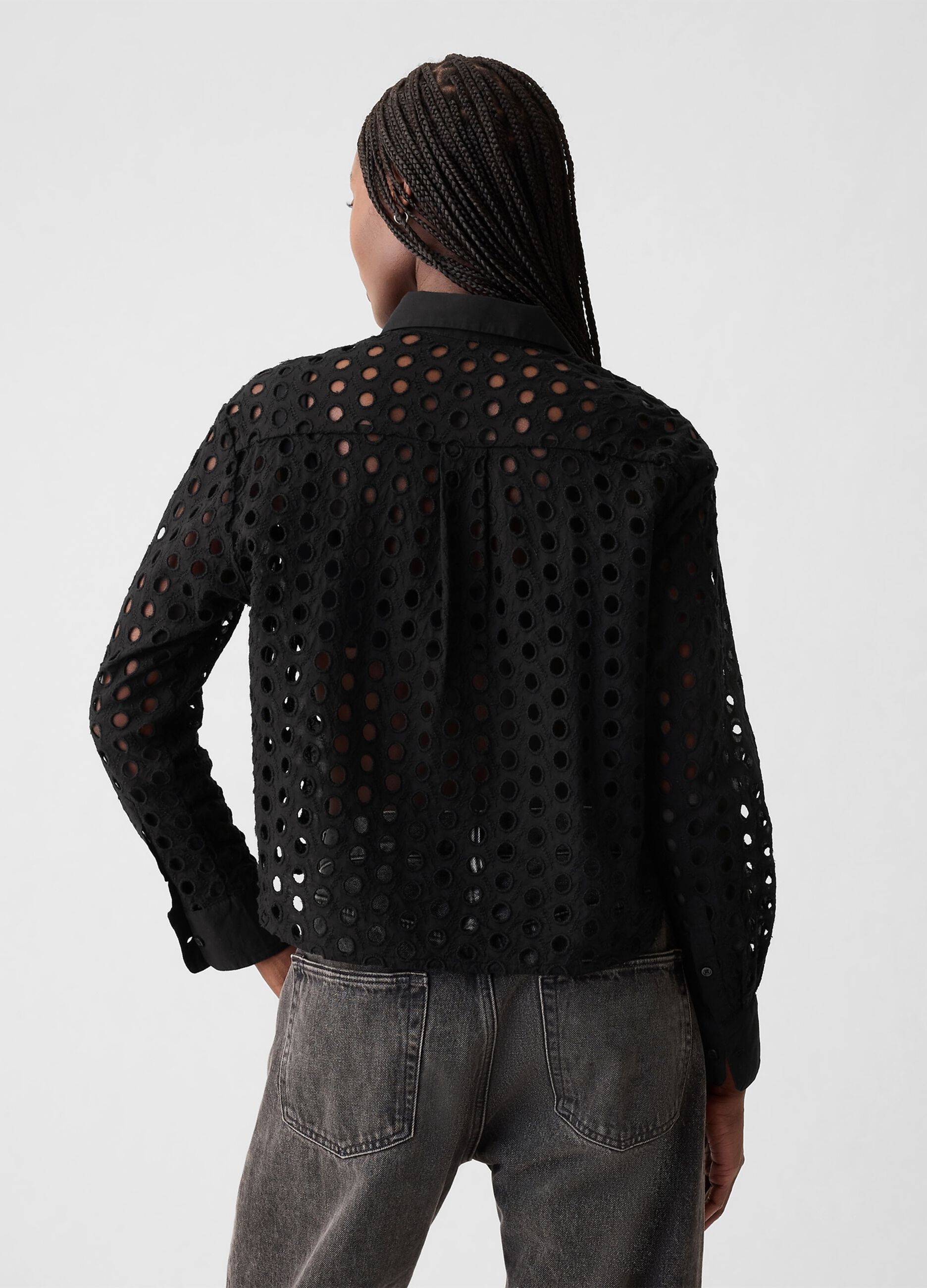 Cropped shirt with openwork details