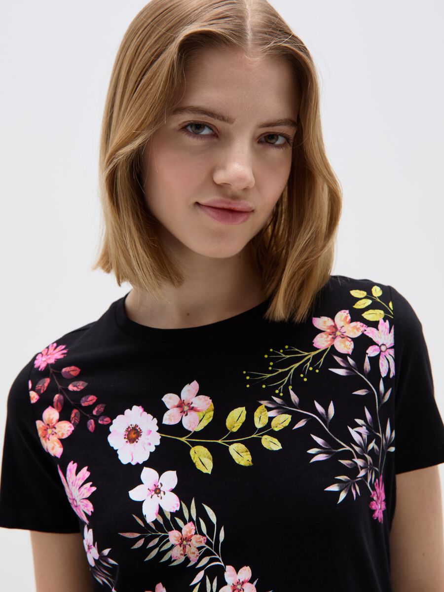 T-shirt with flowers print_1