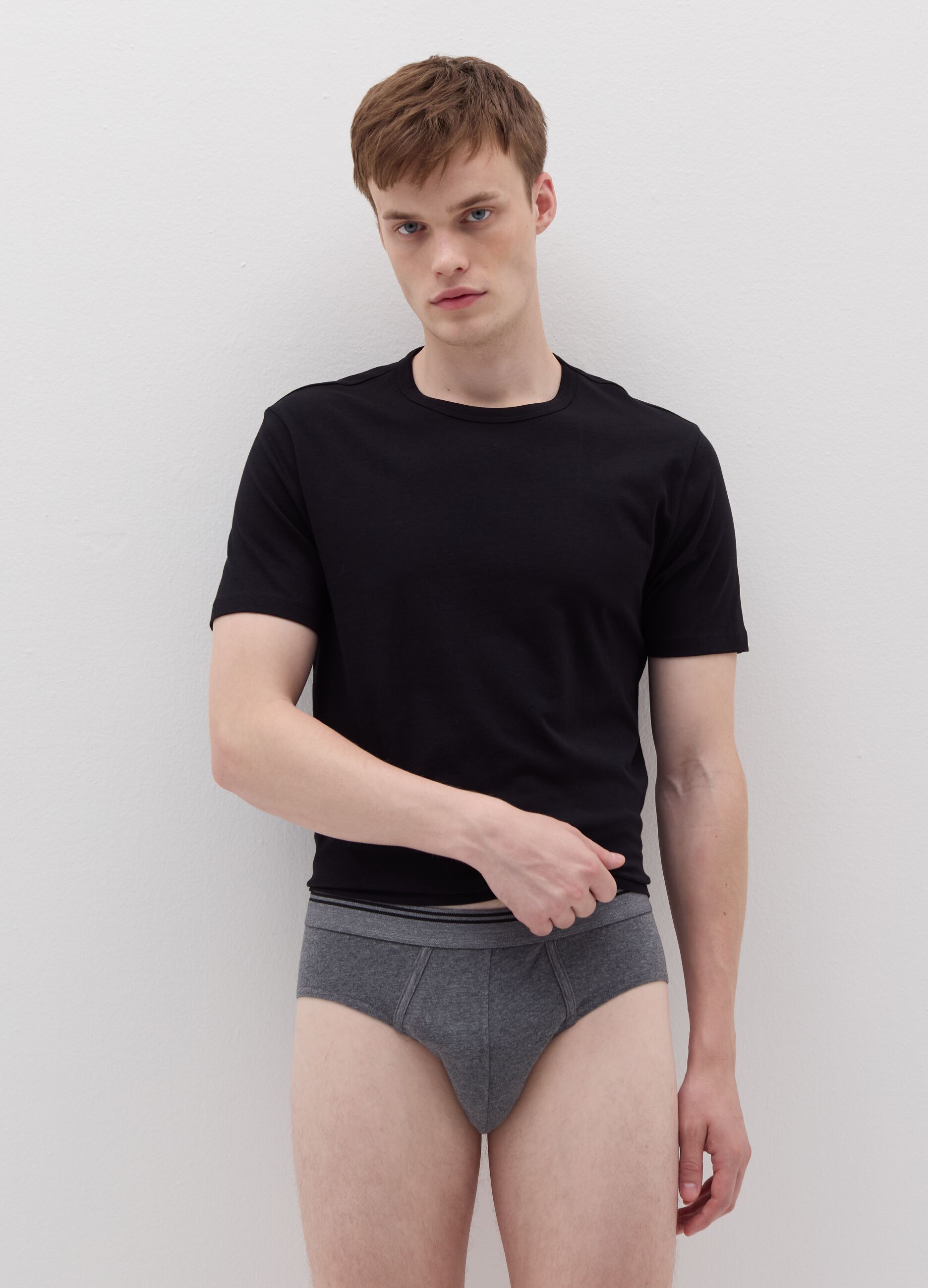 Three-pack briefs with external elastic with striped edging