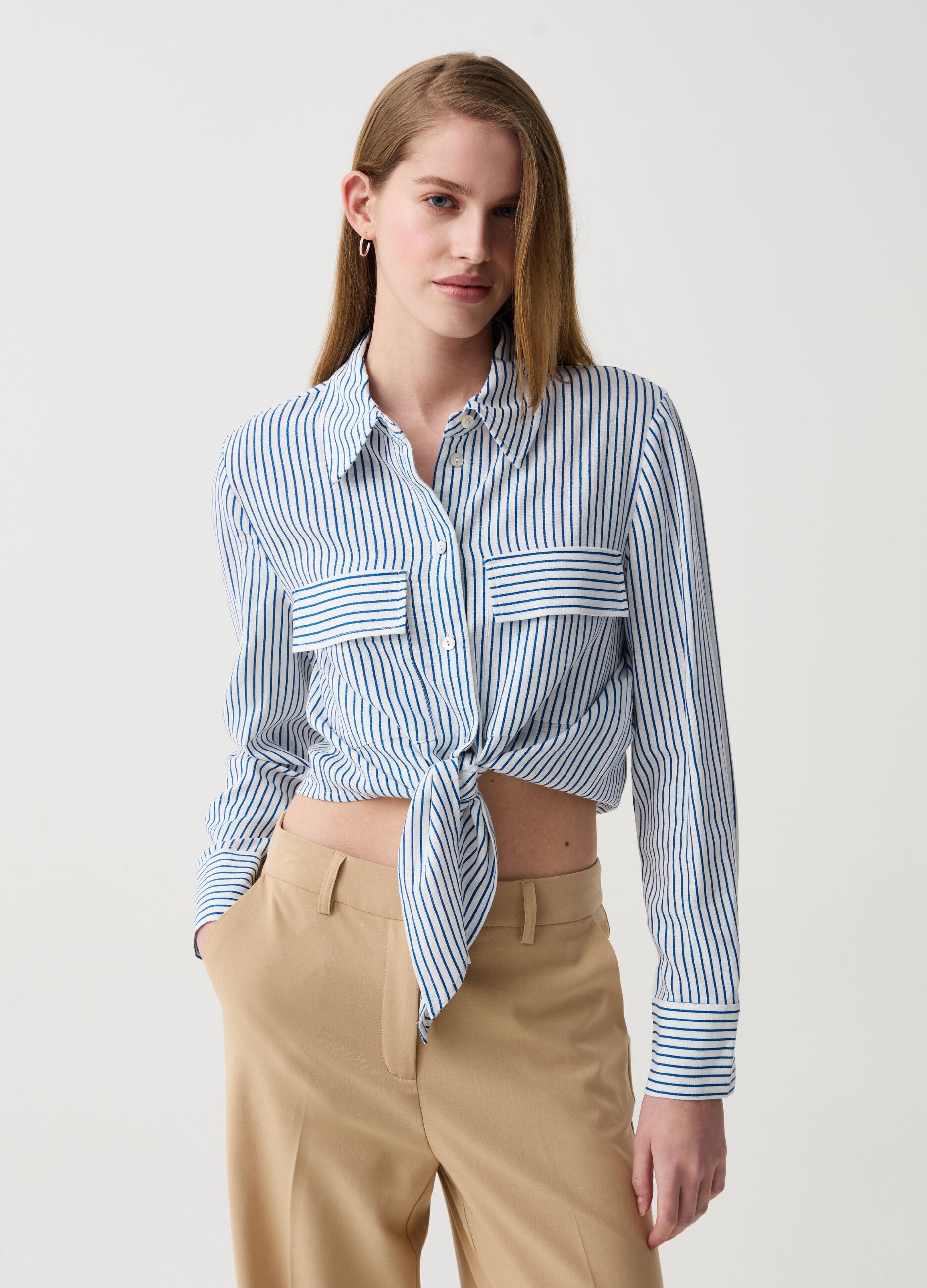 Ovs Camicia cropped con nodo