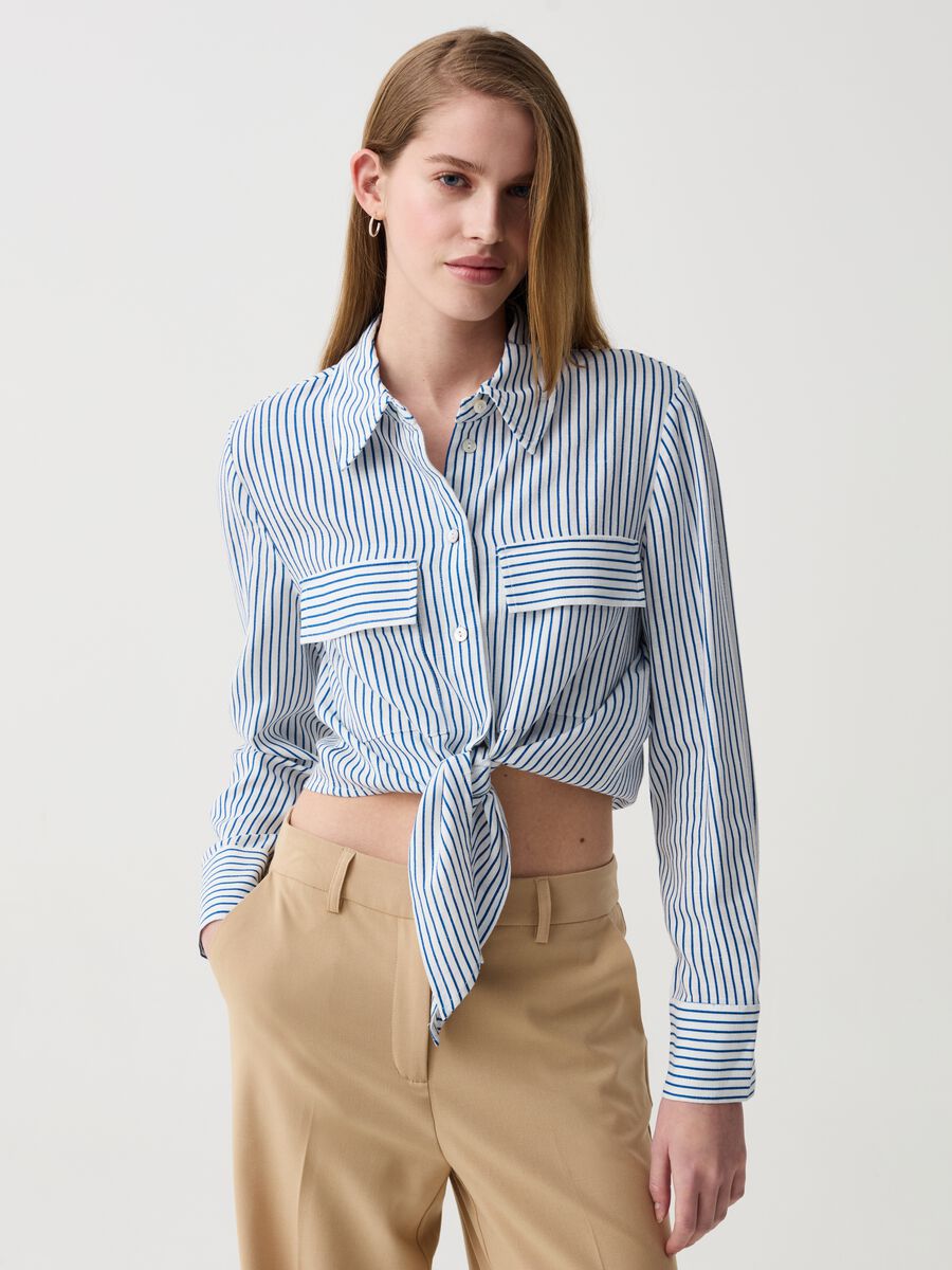 Cropped shirt with knot_0