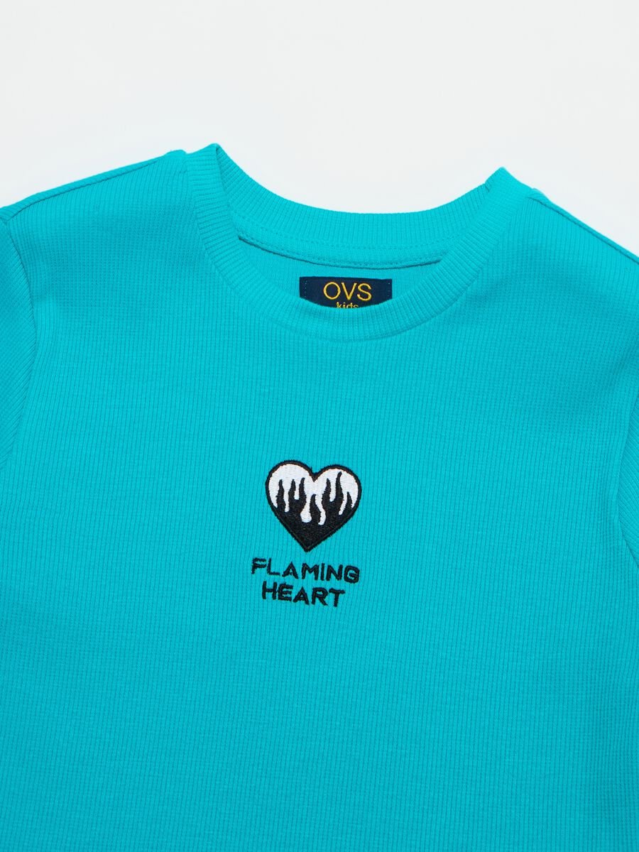 Ribbed T-shirt with heart embroidery_2
