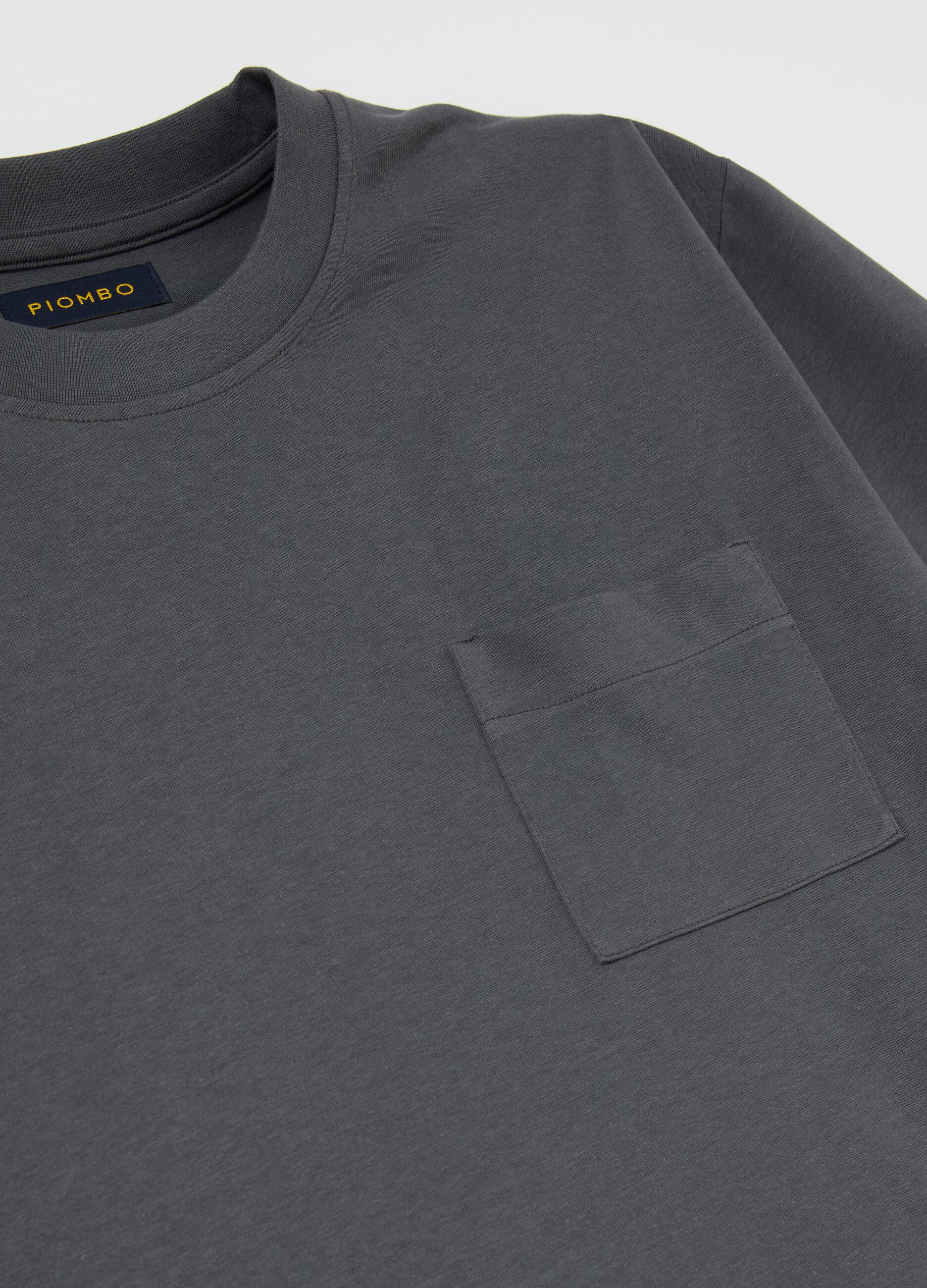 Relaxed-fit T-shirt with pocket