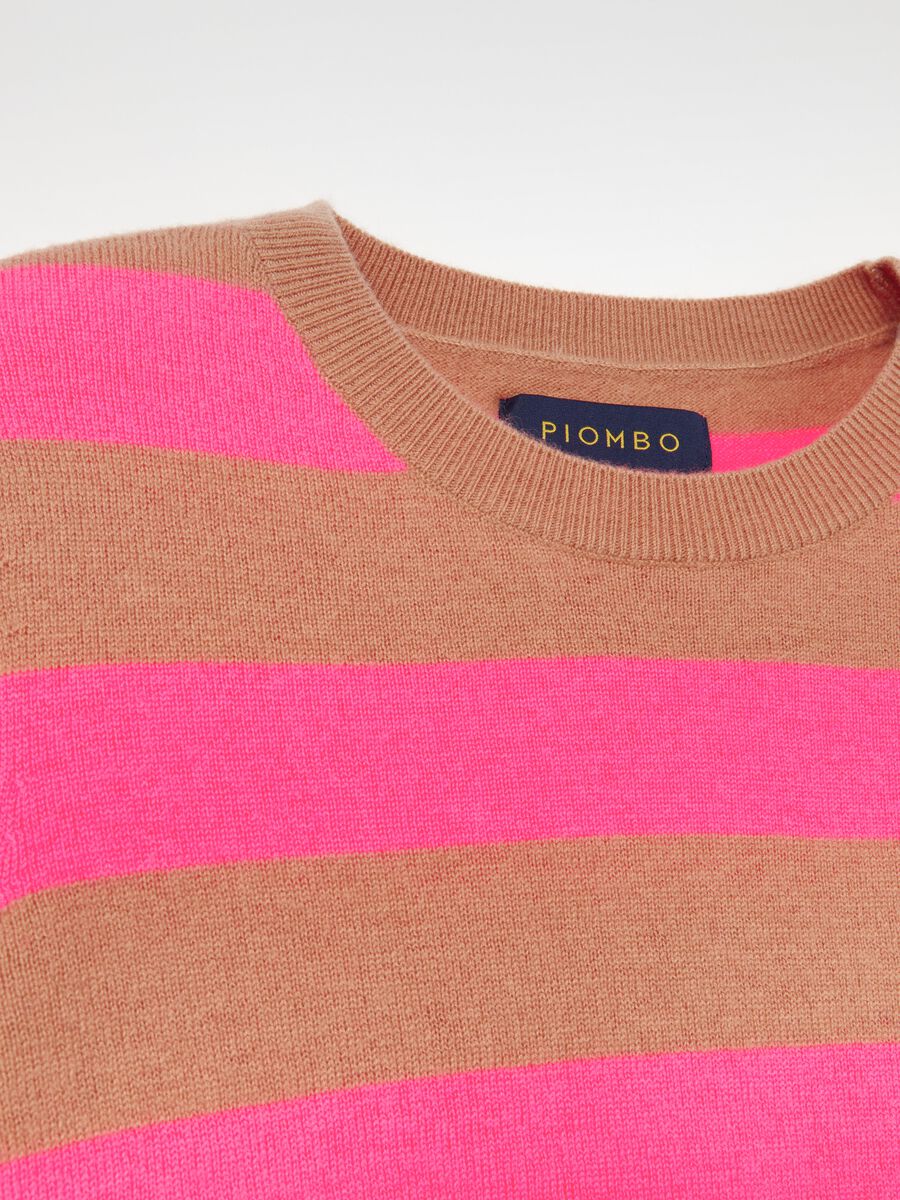 Pullover with round neck in striped wool_5