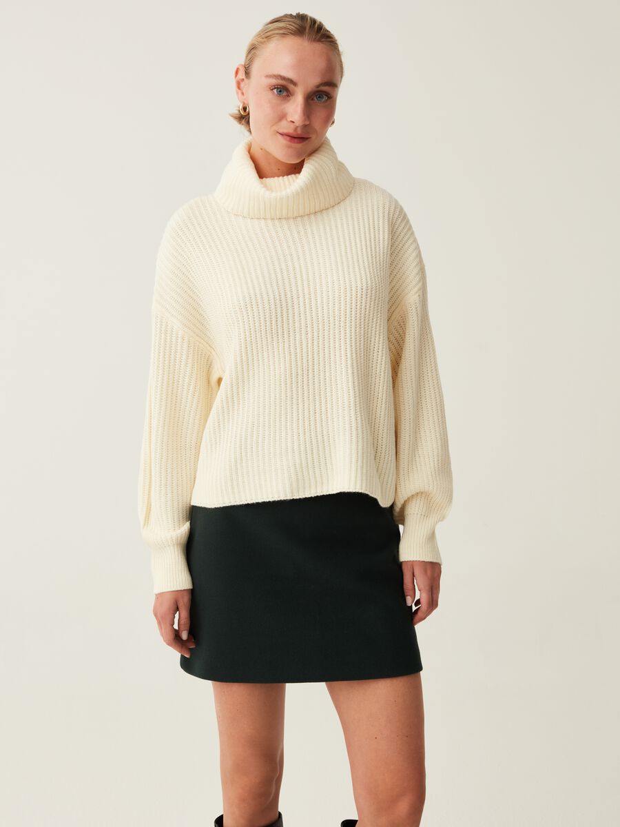 Ribbed pullover with high ring neck_1