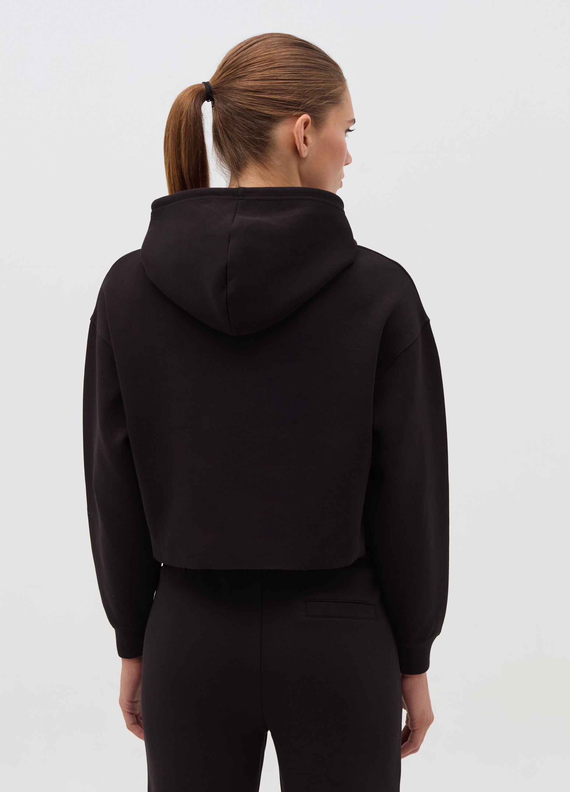 AI•KI crop sweatshirt with hood