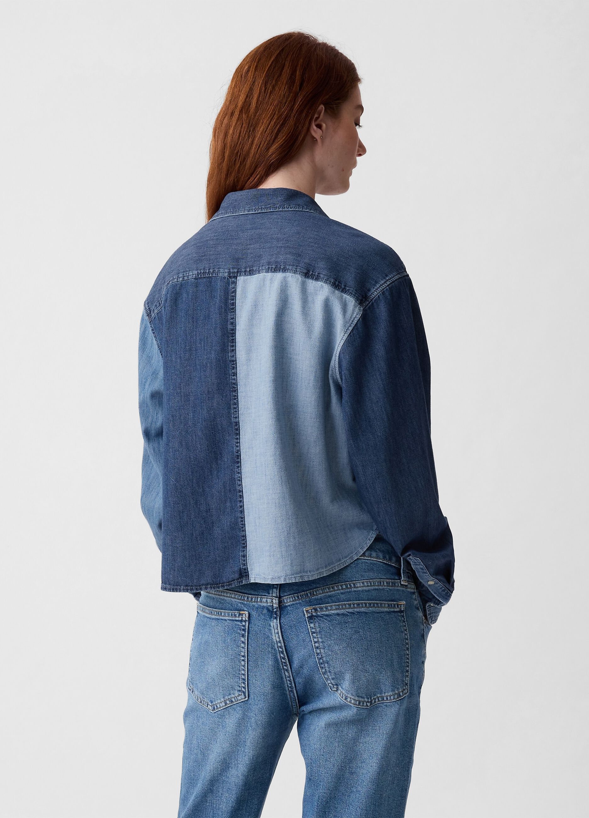 Crop shirt in patchwork denim