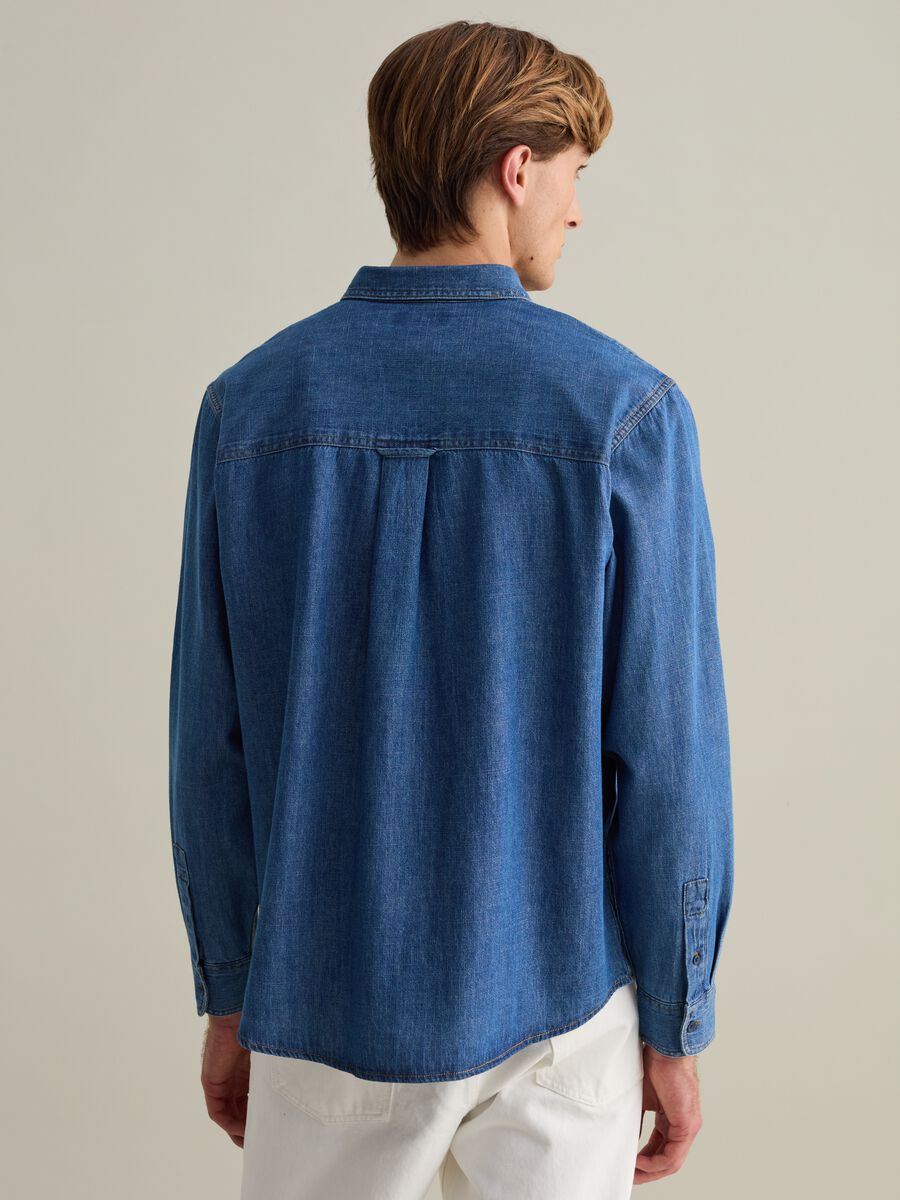 Iridescent-effect denim shirt_4