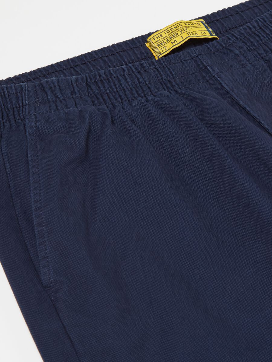 Chino trousers in stretch Oxford cotton_5