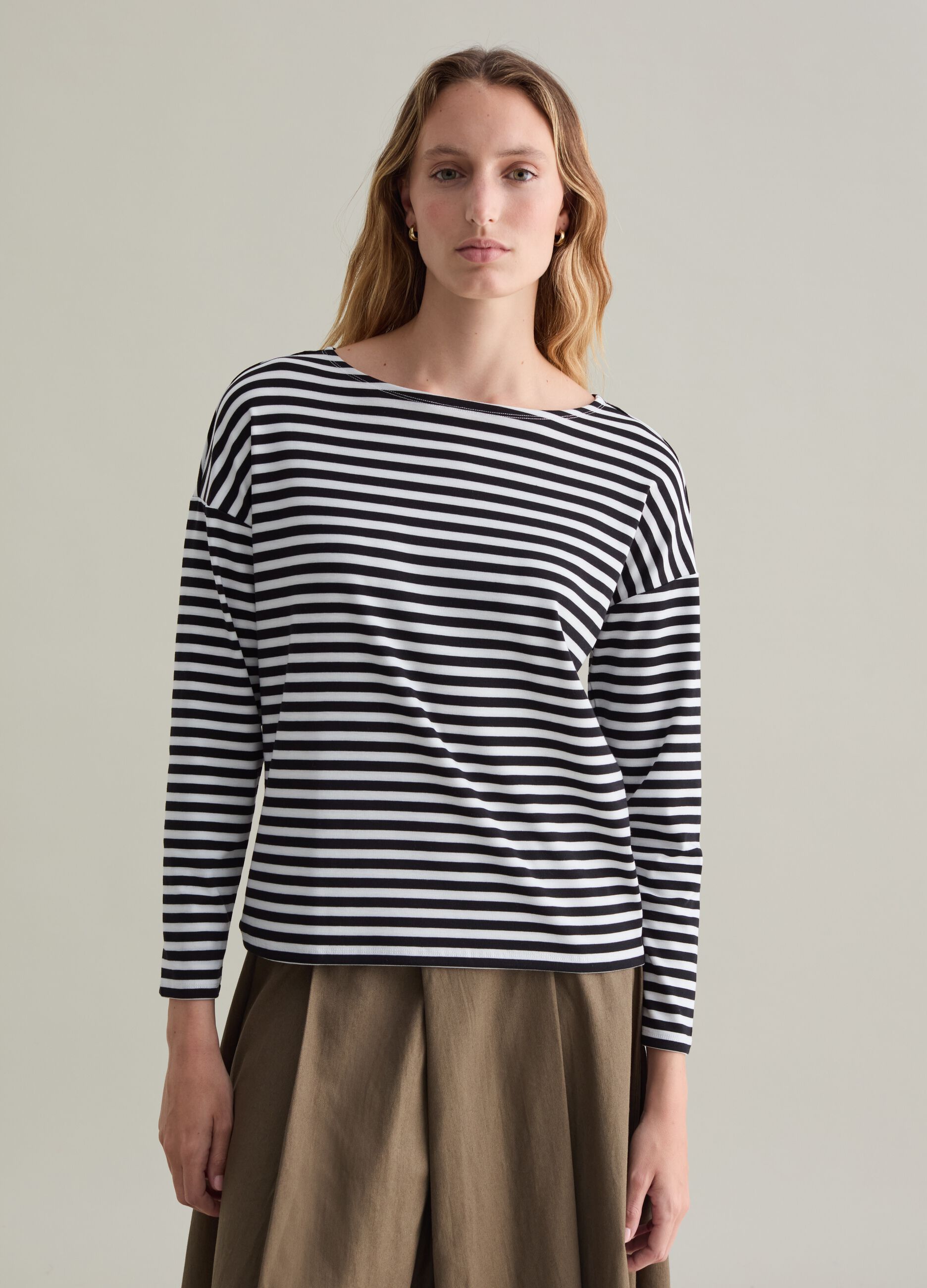 Long-sleeved striped T-shirt