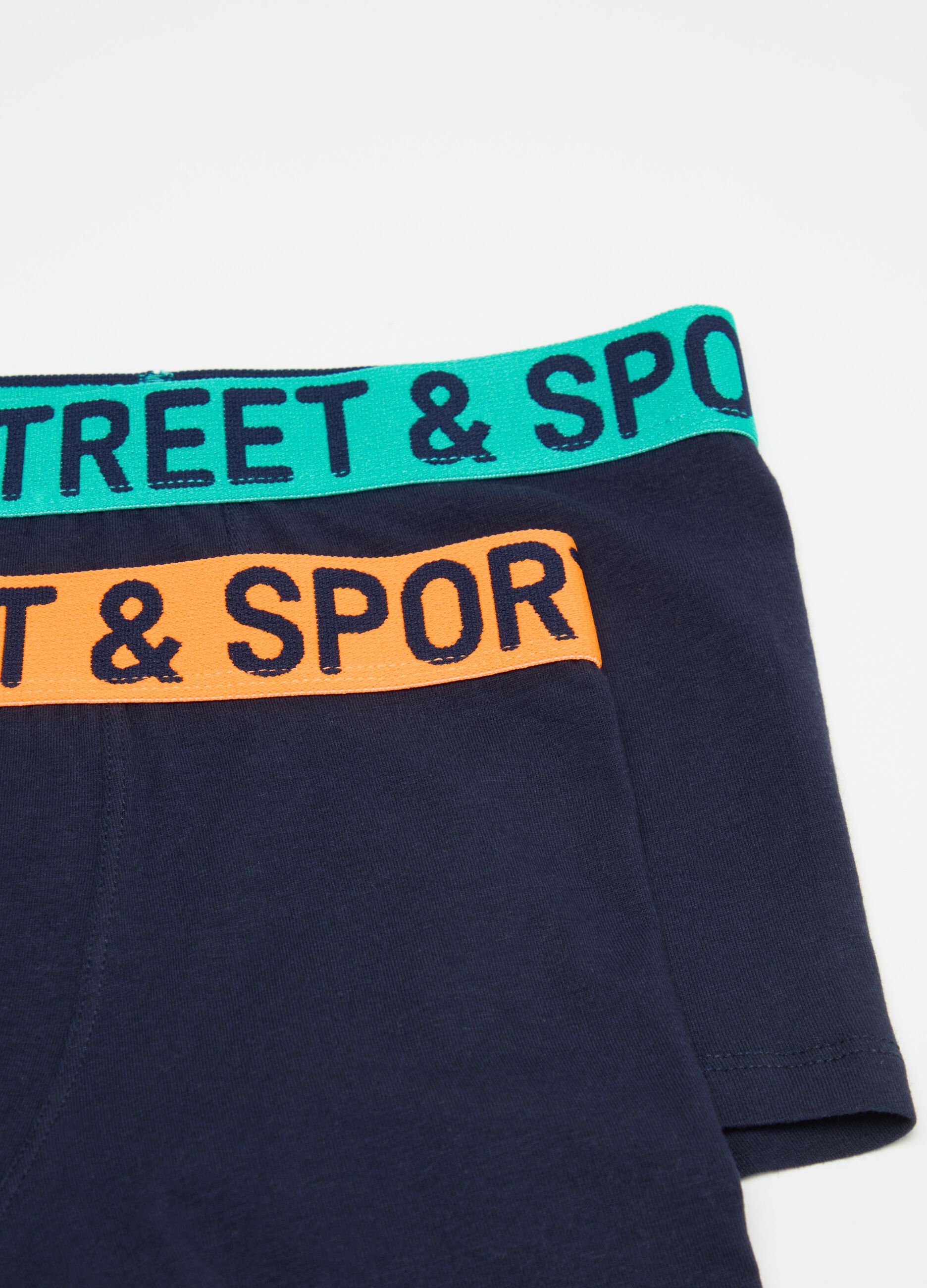 Three-pack boxer shorts with lettering in organic cotton