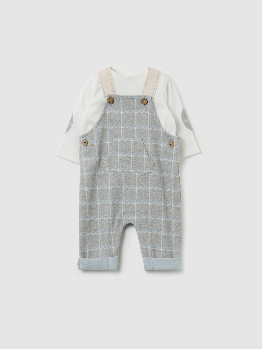 T-shirt and dungarees set with check print_0