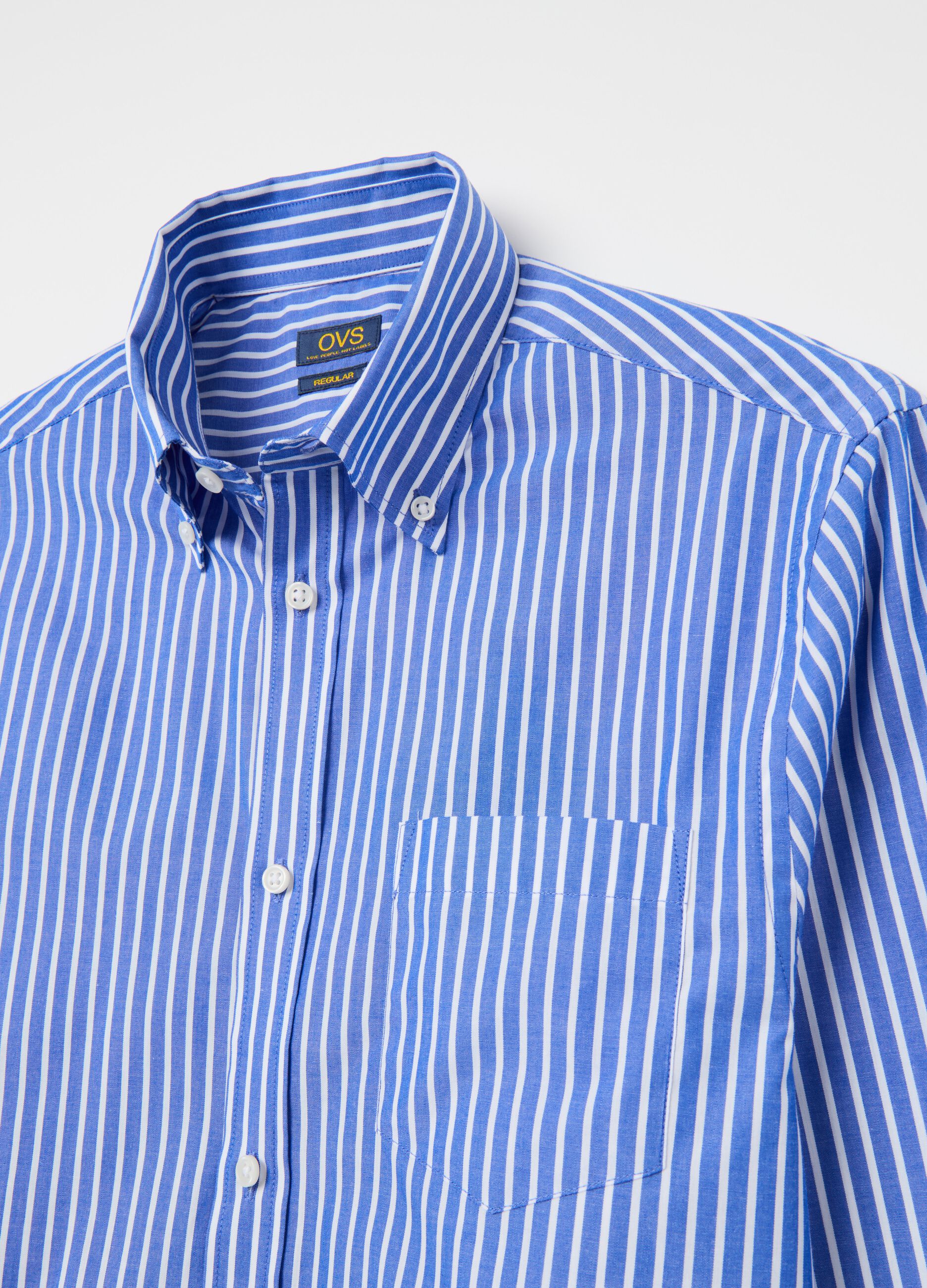 Regular-fit shirt with striped pattern