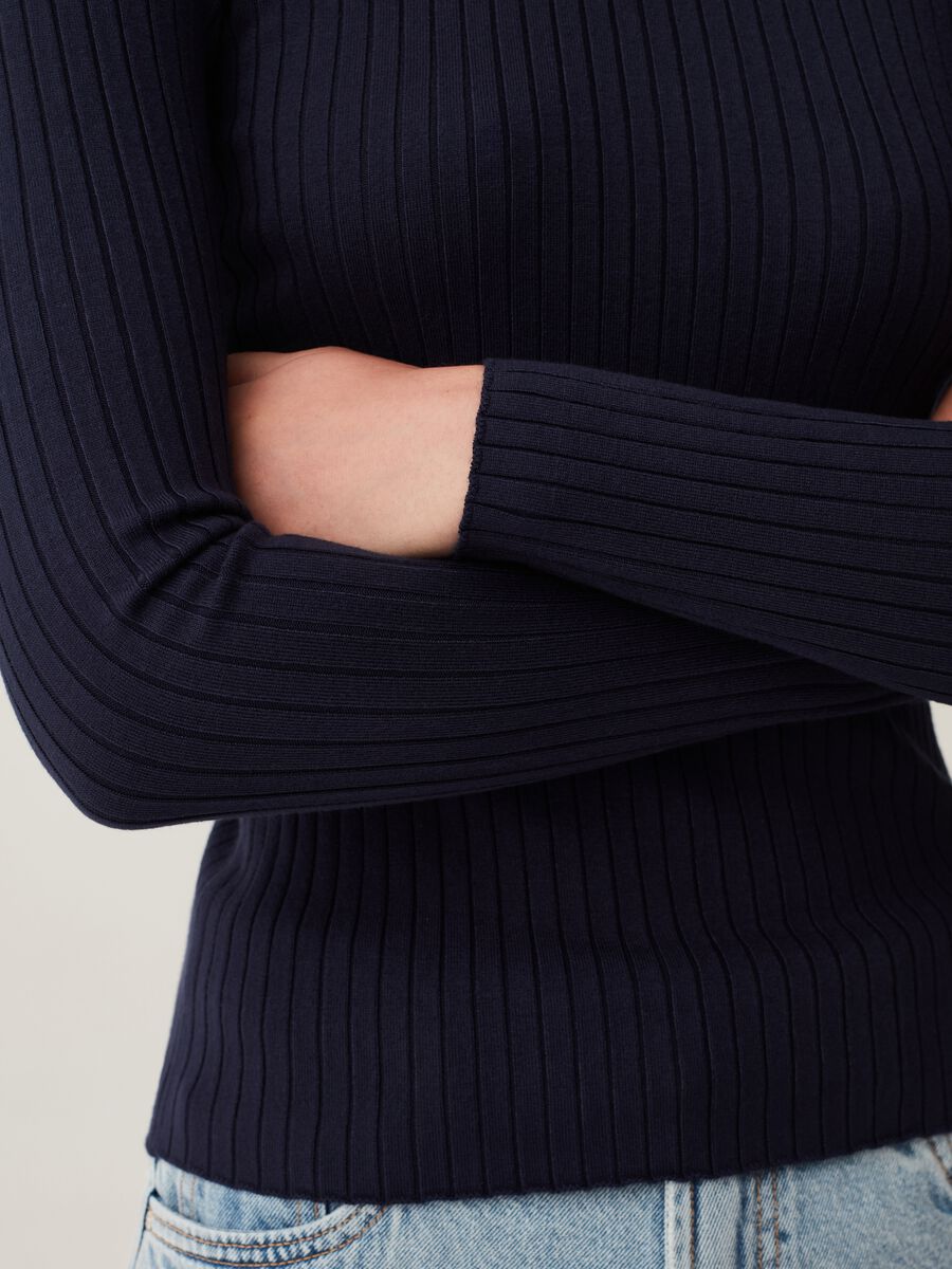 Mock neck pullover with flat ribbing_3