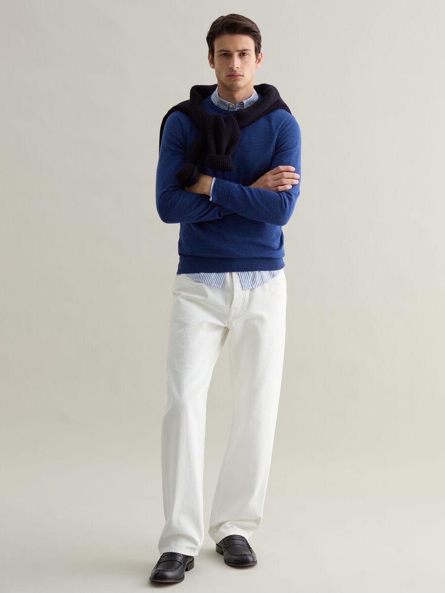 Merino wool pullover with round neck_0