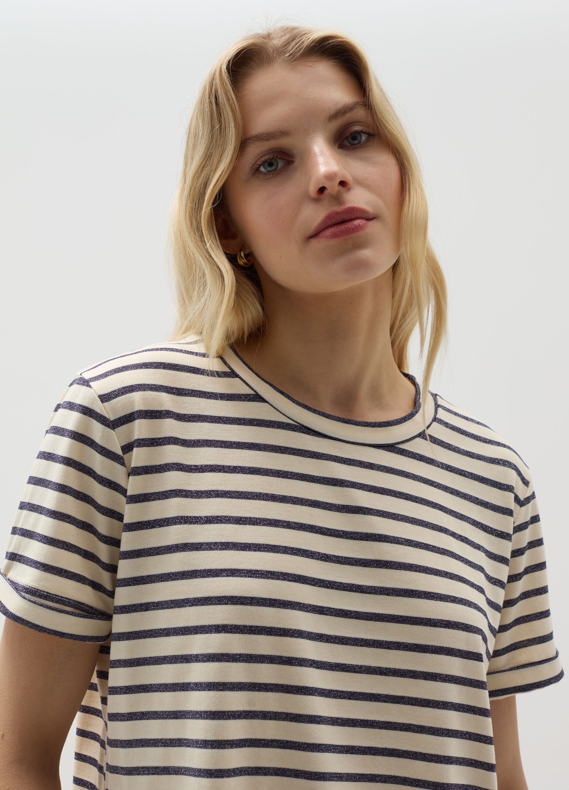 T-shirt with thin stripes and lurex