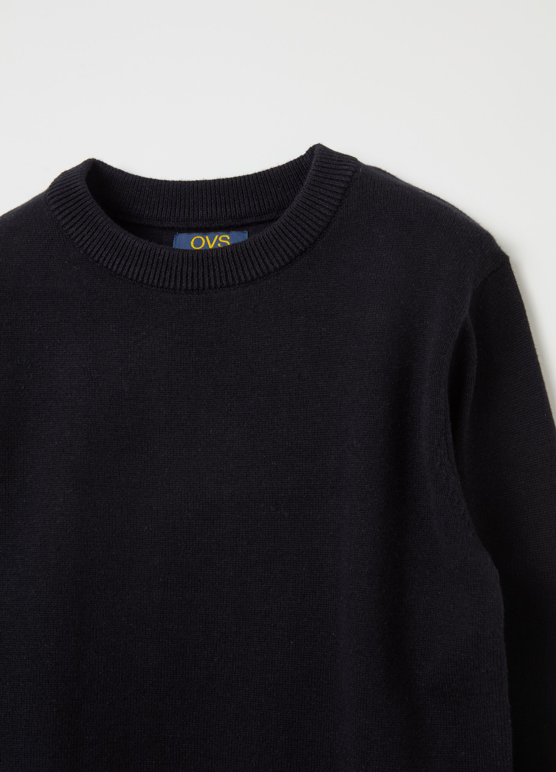 Cotton pullover with round neck