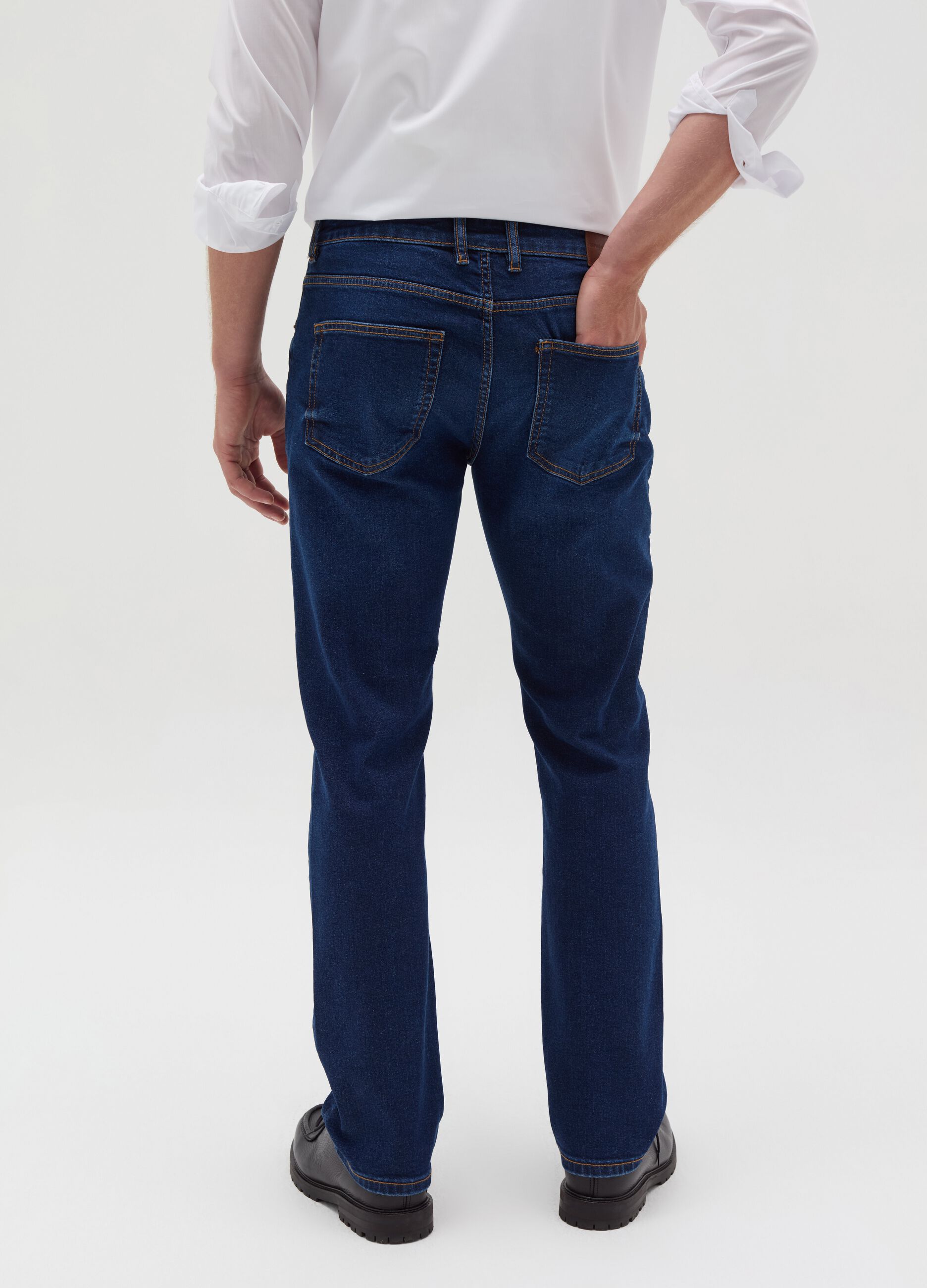 Comfort-fit stretch jeans