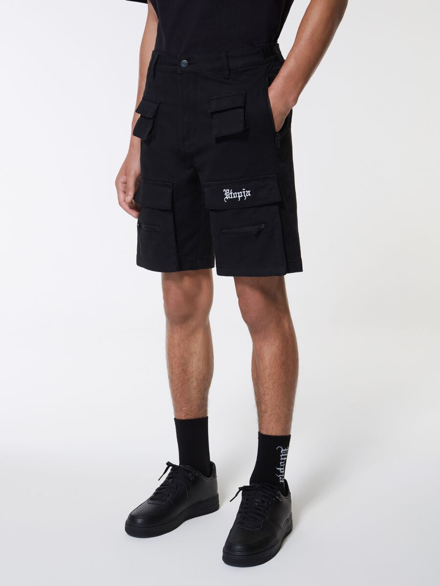 Multi Pocket Cargo Shorts Black_1