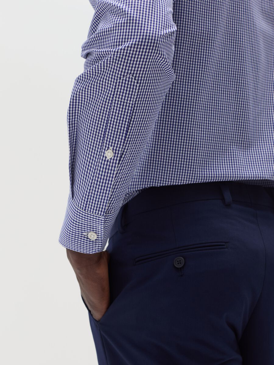 Regular-fit shirt with micro check pattern_3